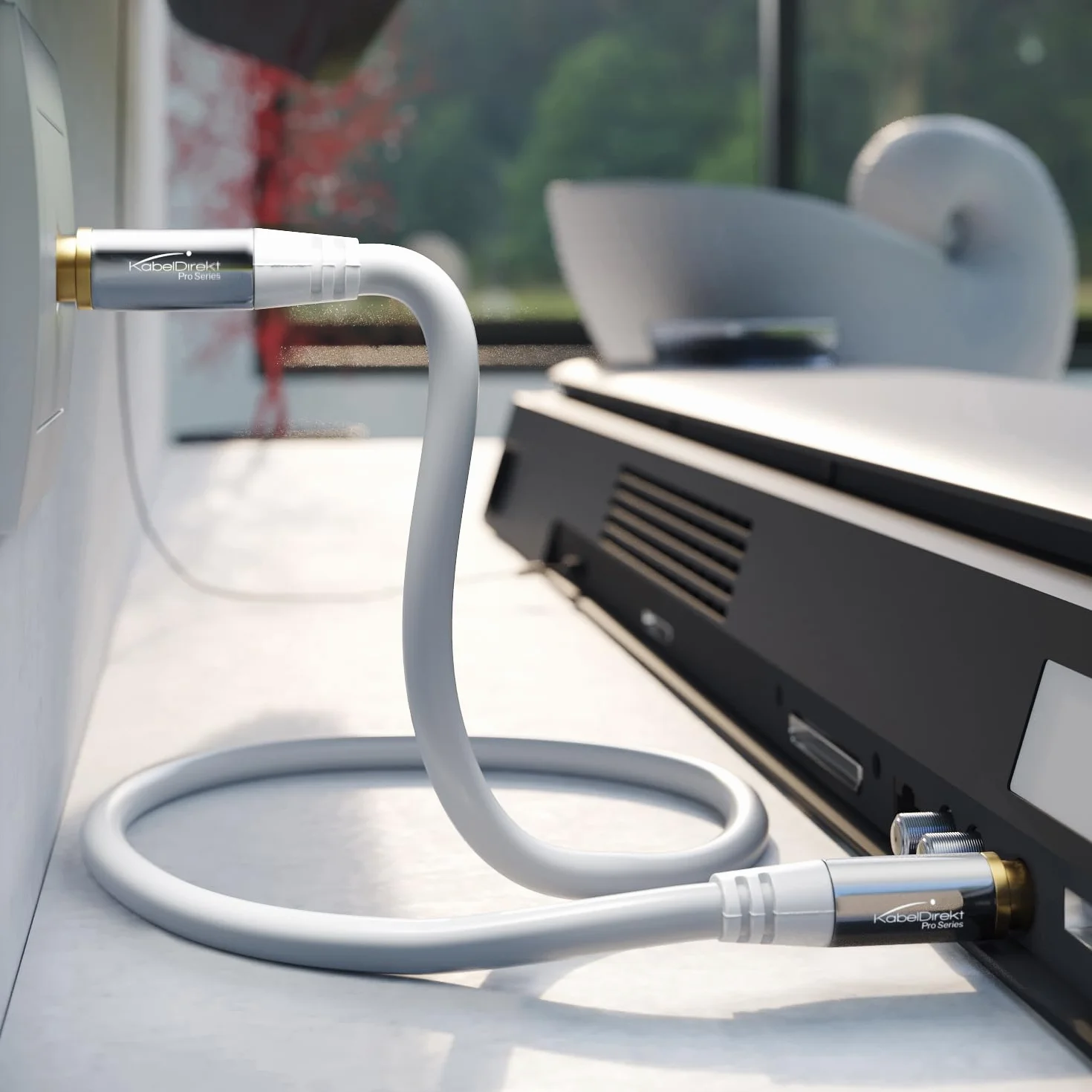 KabelDirekt – Cavo Antenna TV 4K, Coassiale – 2 m – Cavo TV digitale e analogica, connettori in metallo – Disponibile in 0,5-20 m (Spina a presa, per DVB-C/DVB-T/DVB-S, bianco)