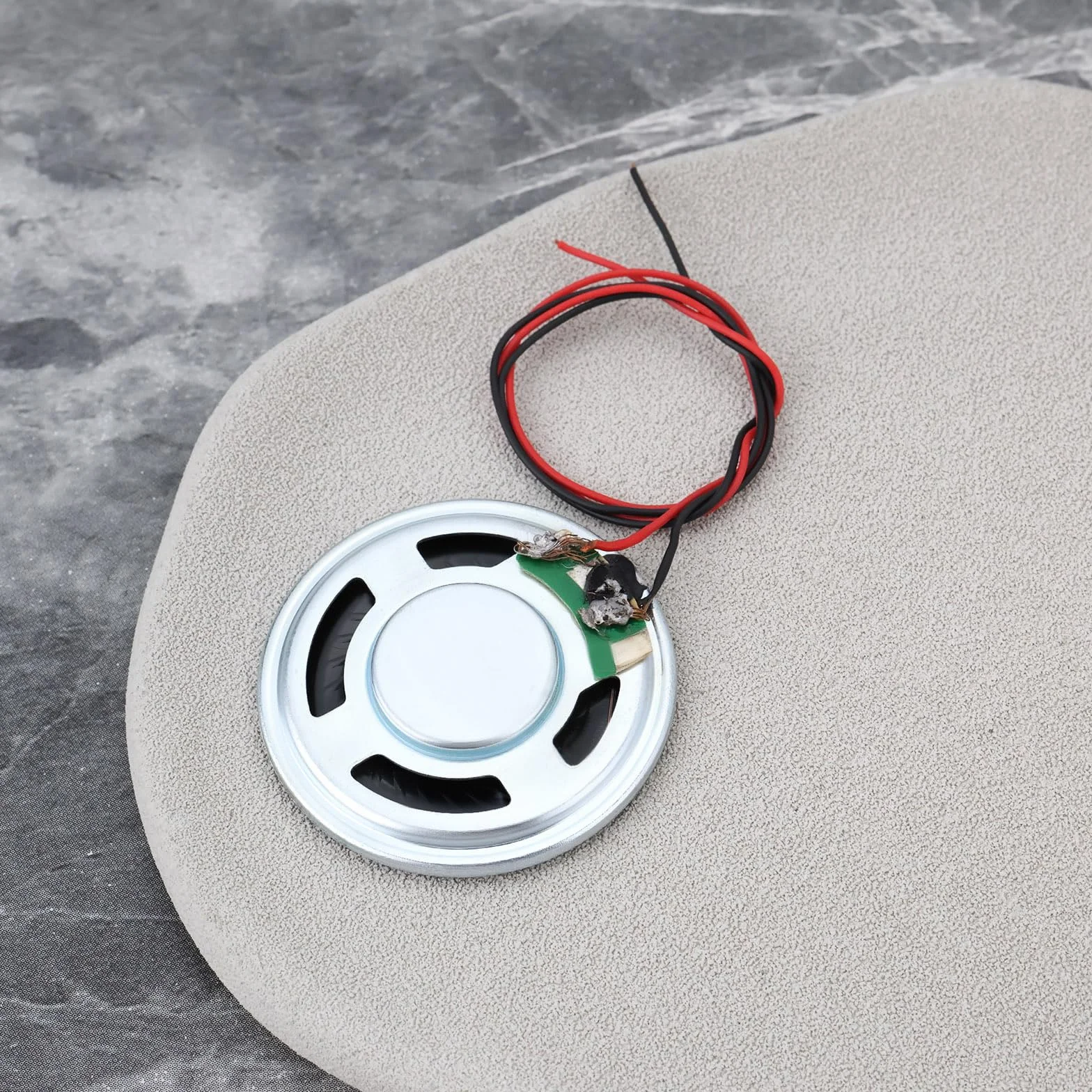 4 Mini Altoparlanti Da 36 Mm 8? 0,5 W Con Cavo Da 10 Cm Per MP3 Campanelli Allarmi Giocattoli