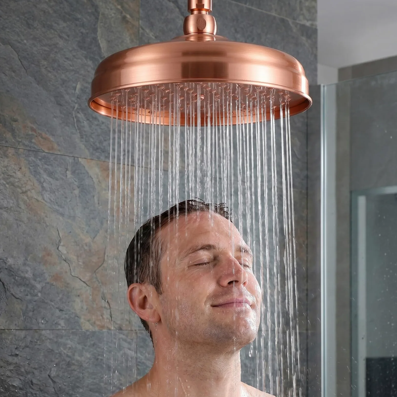 Soffione Doccia in Rame Anticato Ugello a Pioggia, Facile Installazione, Design Moderno per Bagno e Momenti di Bagno Confortevoli