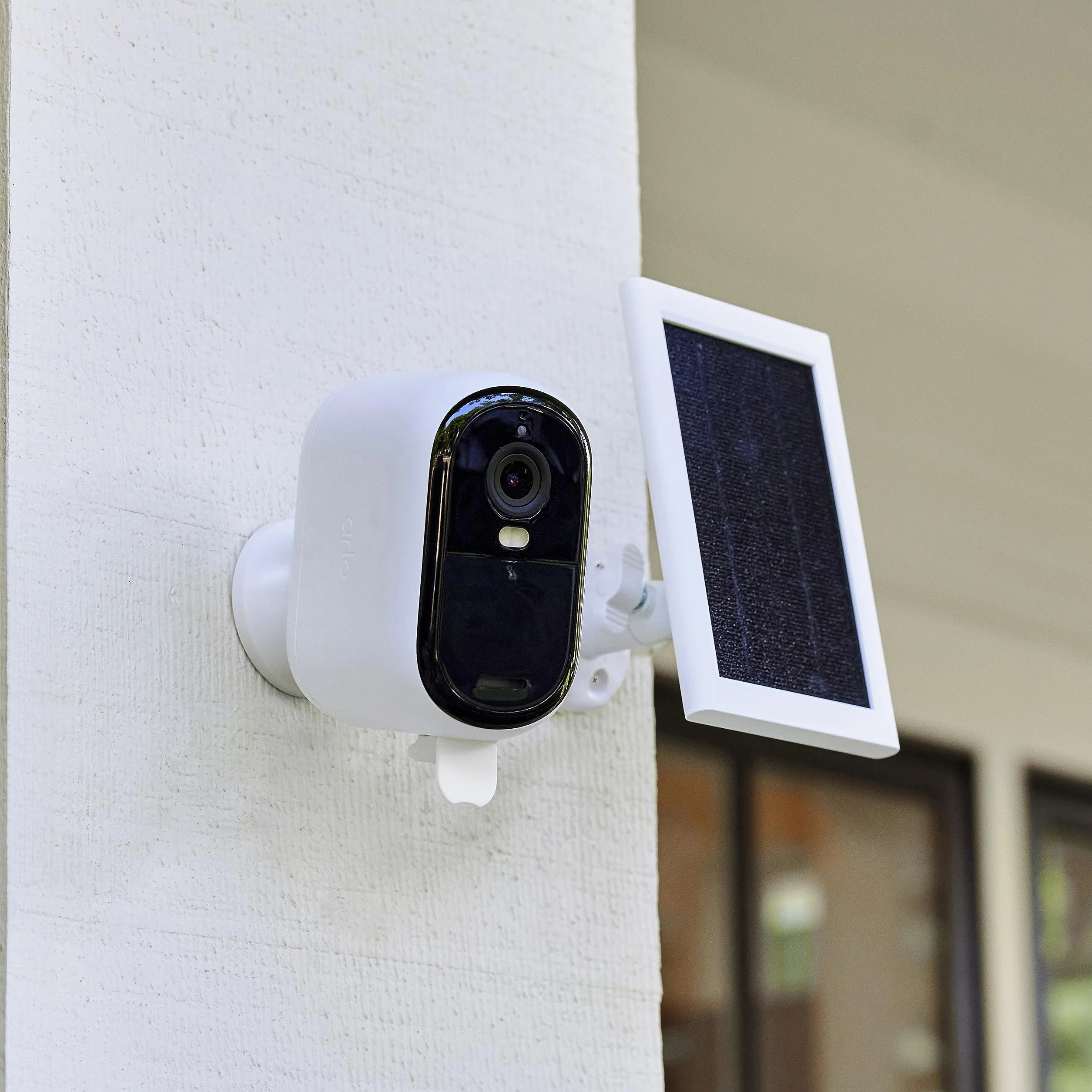 Arlo Essential 2 Pannello Solare Per Telecamera WiFi Esterno, Bianco, Compatibile Con Telecamera Arlo Essential HD +2K +XL, Pannello Solare Con Cavo Di Ricarica, Accessorio Certificato, VMA6600-10000S