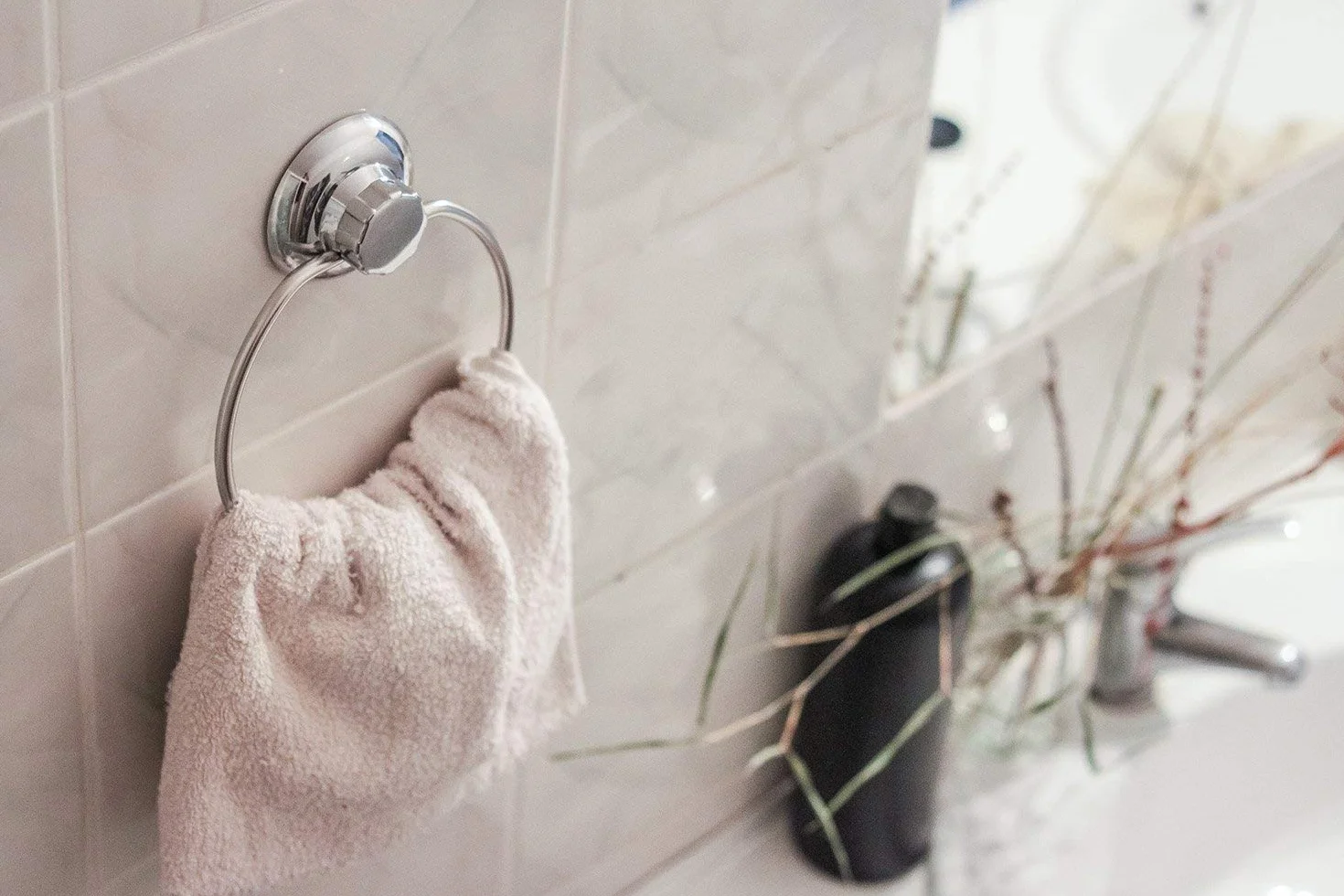 PortaAsciugamano a Vuoto Anello in Acciaio Inossidabile - Senza Perforazione per Bagno e Cucina