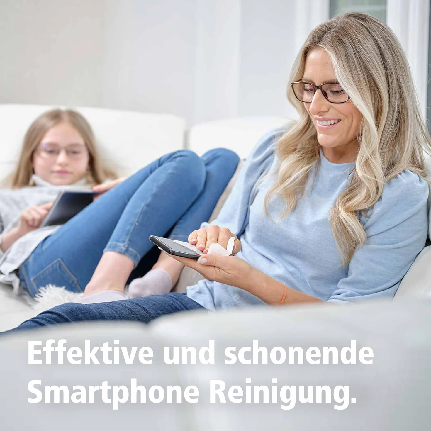 Zeiss Spray detergente per display con contenuto da 120 ml, incluso un panno in microfibra per una pulizia sicura ed efficace di superfici ottiche, senza alcool, antistatico, 606243, bianco