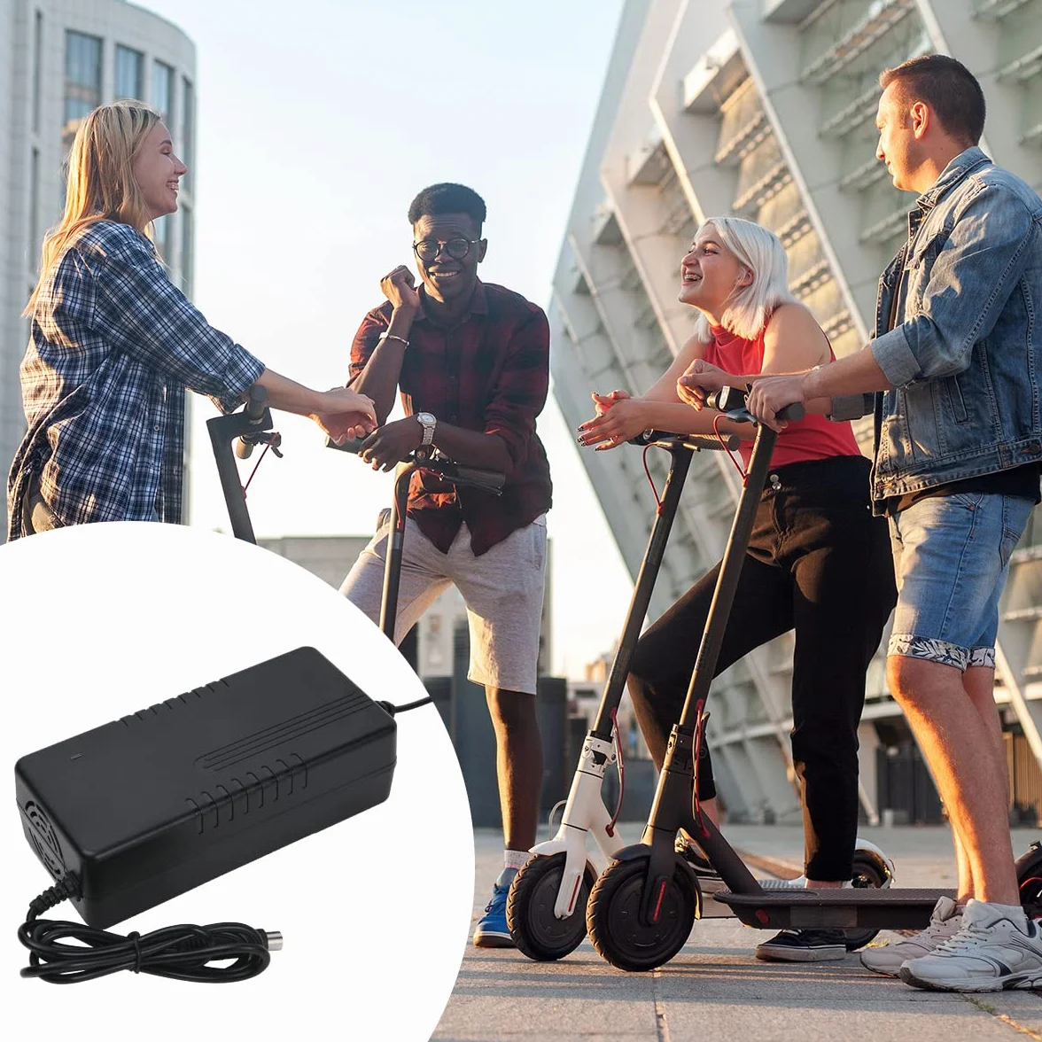 Caricatore Monopattino Elettrico, 42V 2A Adattatore di Alimentazione Caricabatteria Universale con connettore RCA (8 mm), Caricabatteria per Batteria al Litio da 36 V per Xiaomi