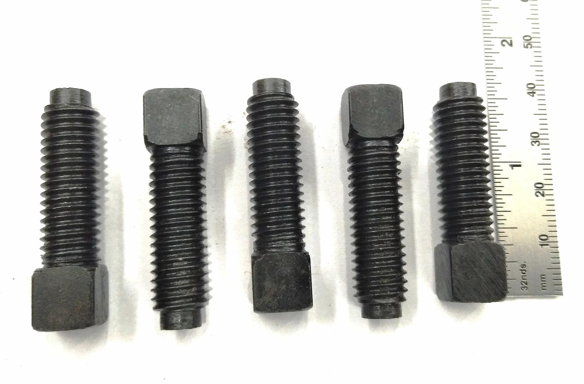 Set di 5 bulloni a testa quadrata M10 x 1,5 per tornio T2 a cambio rapido