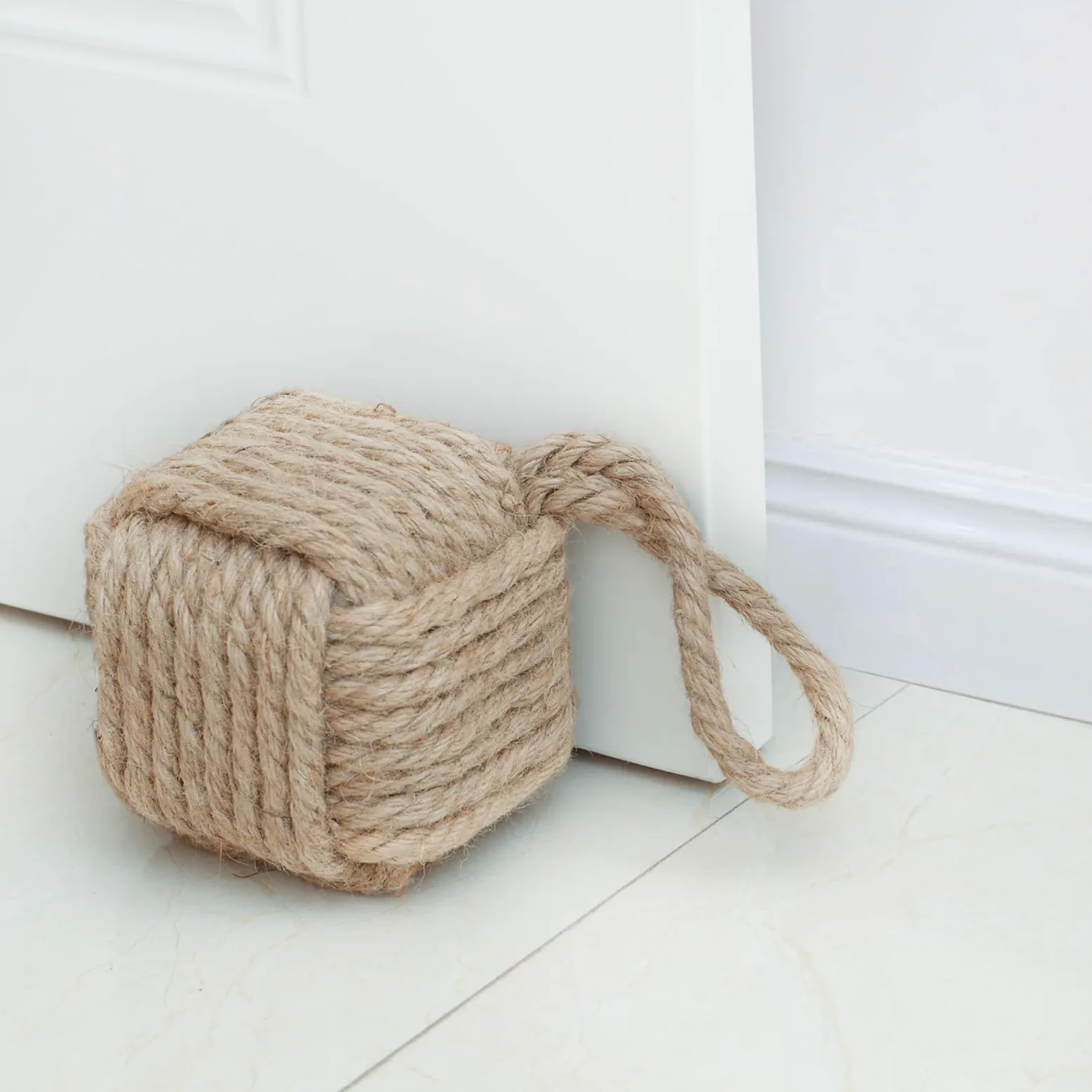 Marwood Fermaporta decorativo con nodo in corda, realizzato a mano con maniglia, da interno, zavorrato, in iuta, per porta e finestra, quadrato (12,7 x 12,7 cm, 2 kg)