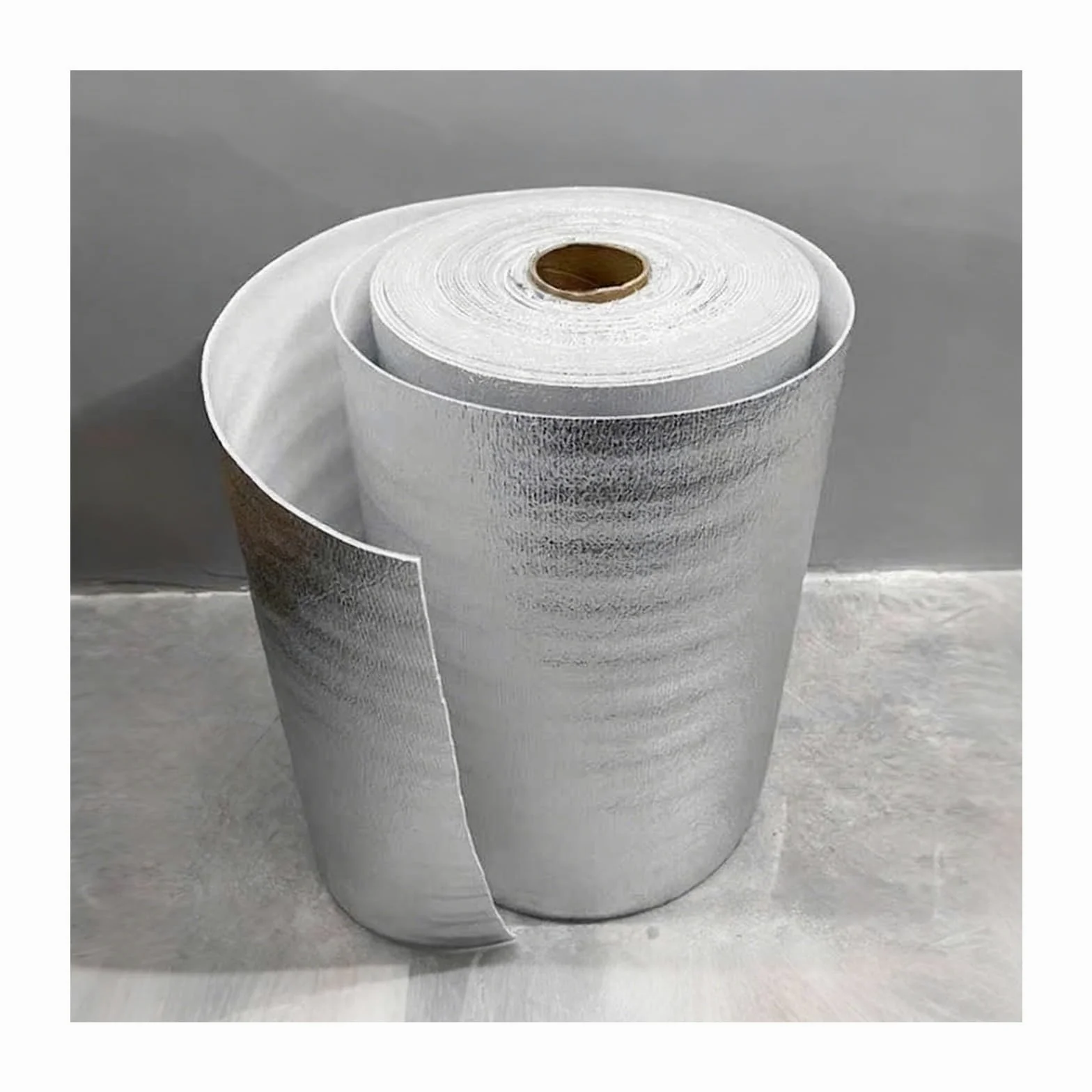 Lamina Isolante Termoriflettente，Pellicola Riflettente Alluminizzata Per Radiatore，Da Utilizzare Per Sigillare Soffitte, Finestre, Garage, Camper E Condotti.(900CM/354.3IN,1CM/0.39IN)