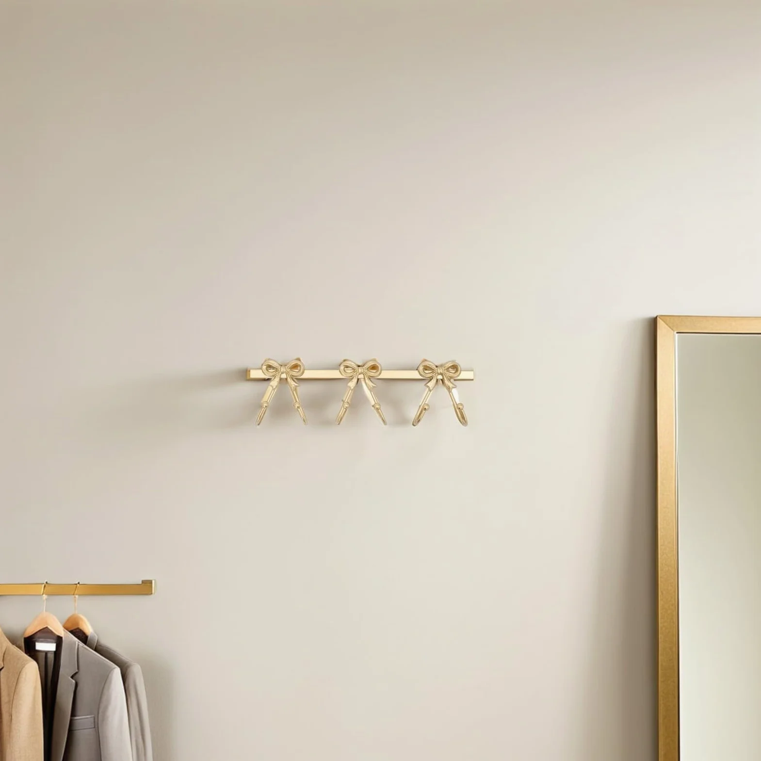 Gancio da Parete in Metallo Dorato Fiocco Organizer Multifunzionale per Asciugamani Cappotti Borse e Chiavi Portabiti Decorativo per Bagno e Ingresso Stile Rustico Elegante