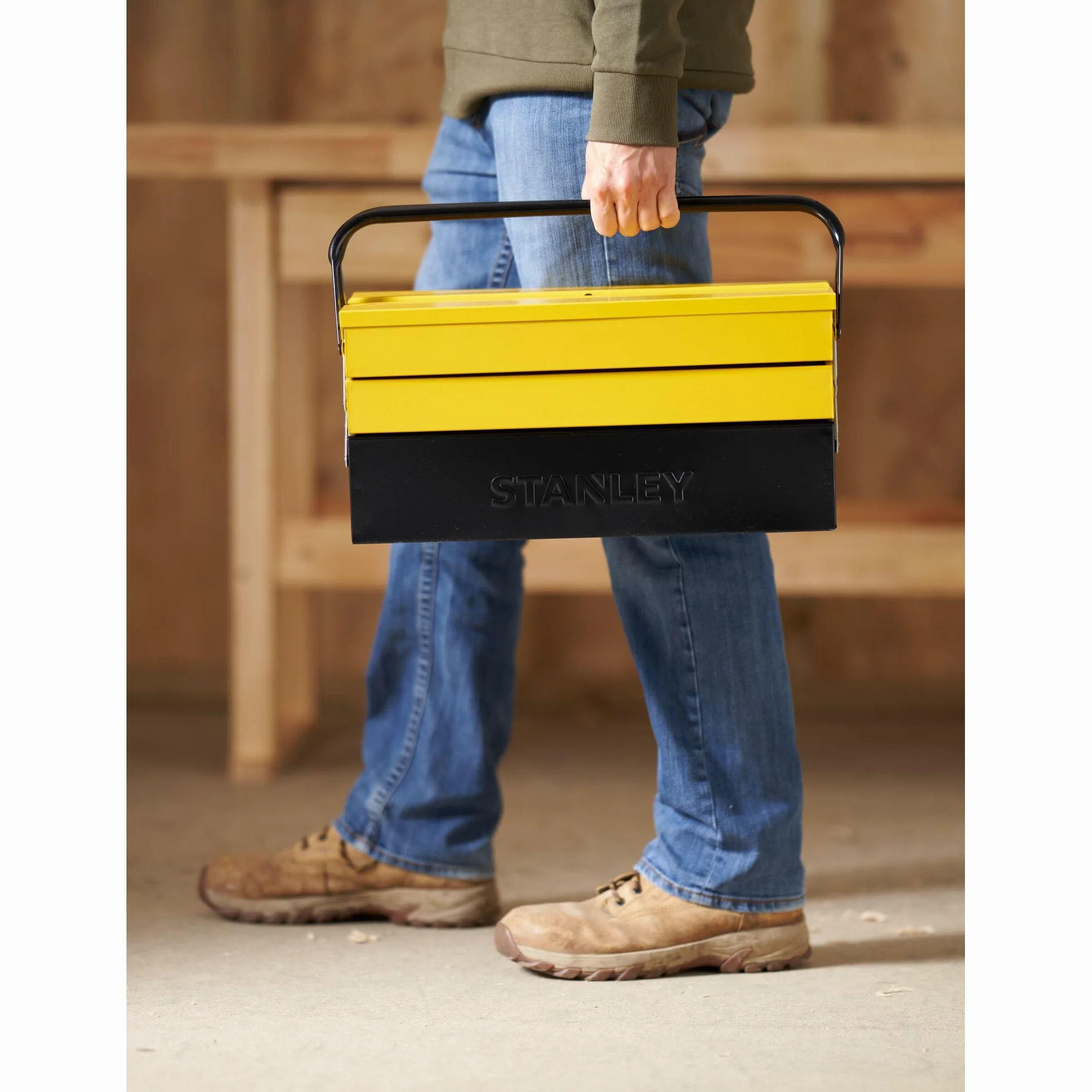 STANLEY Cassetta porta utensili in metallo 47.70 x 25.70 x 22.10 cm