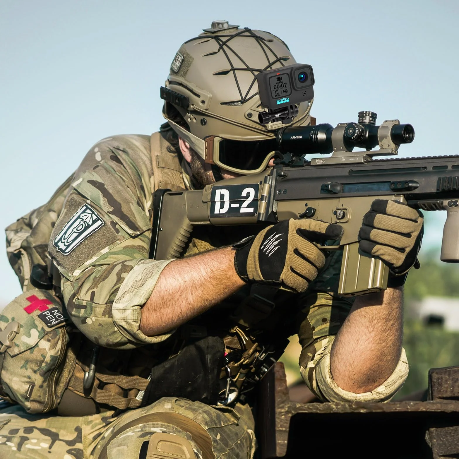 HSU Adattatore in alluminio per montaggio su casco NVG per GoPro Hero 11/10/9/8/7/6/5/4/3 e la maggior parte delle videocamere d'azione
