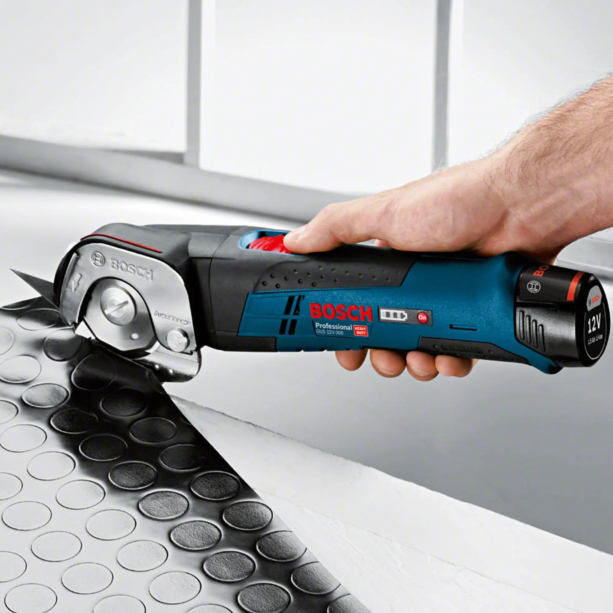 Bosch Professional Cesoia universale a batteria GUS 12V-300 12V