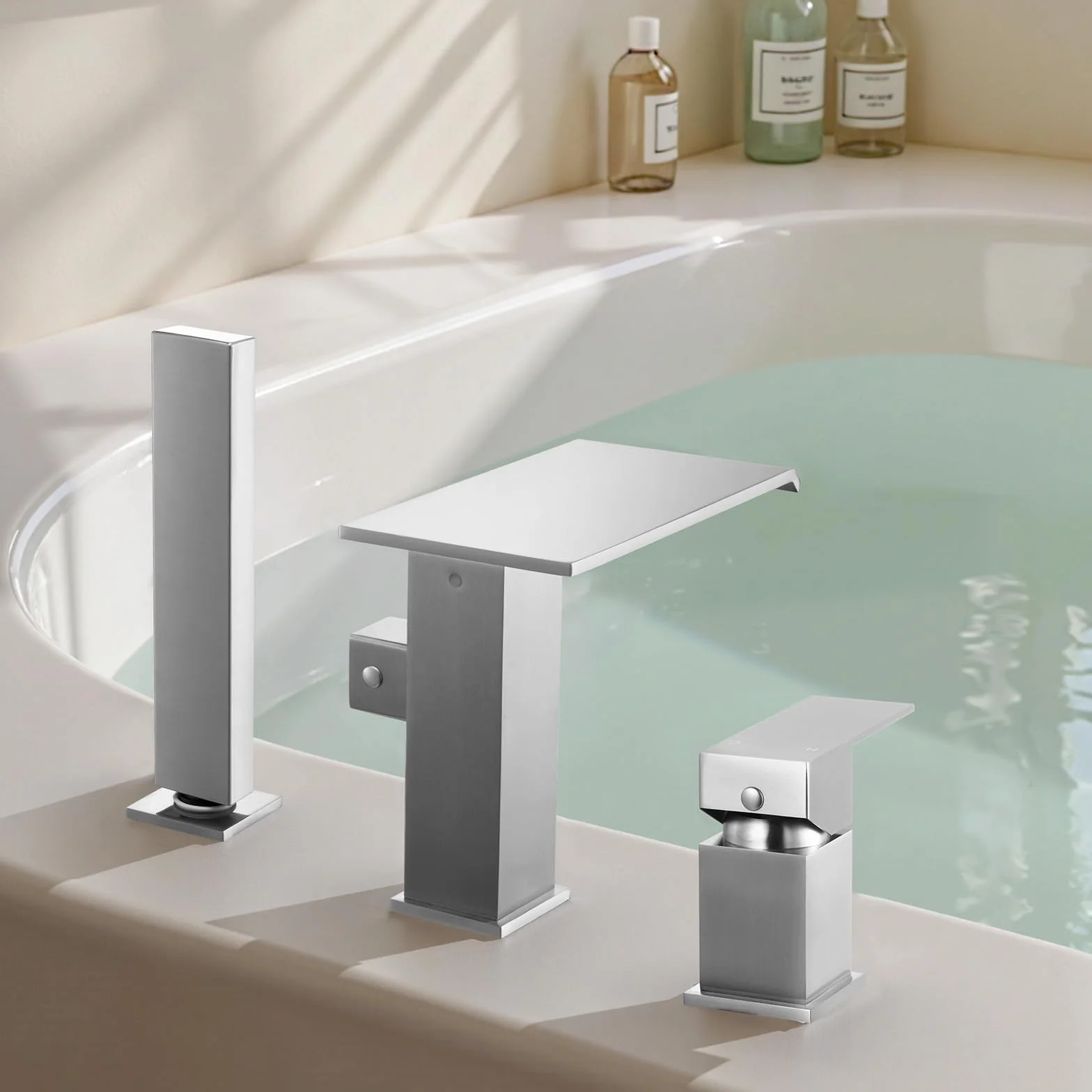 VEVOR Rubinetto per Vasca da Bagno con 3 Fori, Rubinetto con Doccetta 1 Maniglia, Miscelatore da Bagno in Acciaio Inossidabile Spazzolato con Doppia Opzione di Flusso Acqua Calda Acqua Fredda