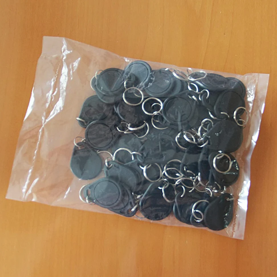 Portachiavi RFID 13,56 MHz F08 Token Key Tag UID sola lettura per sistema di controllo accessi – nero (confezione da 50)