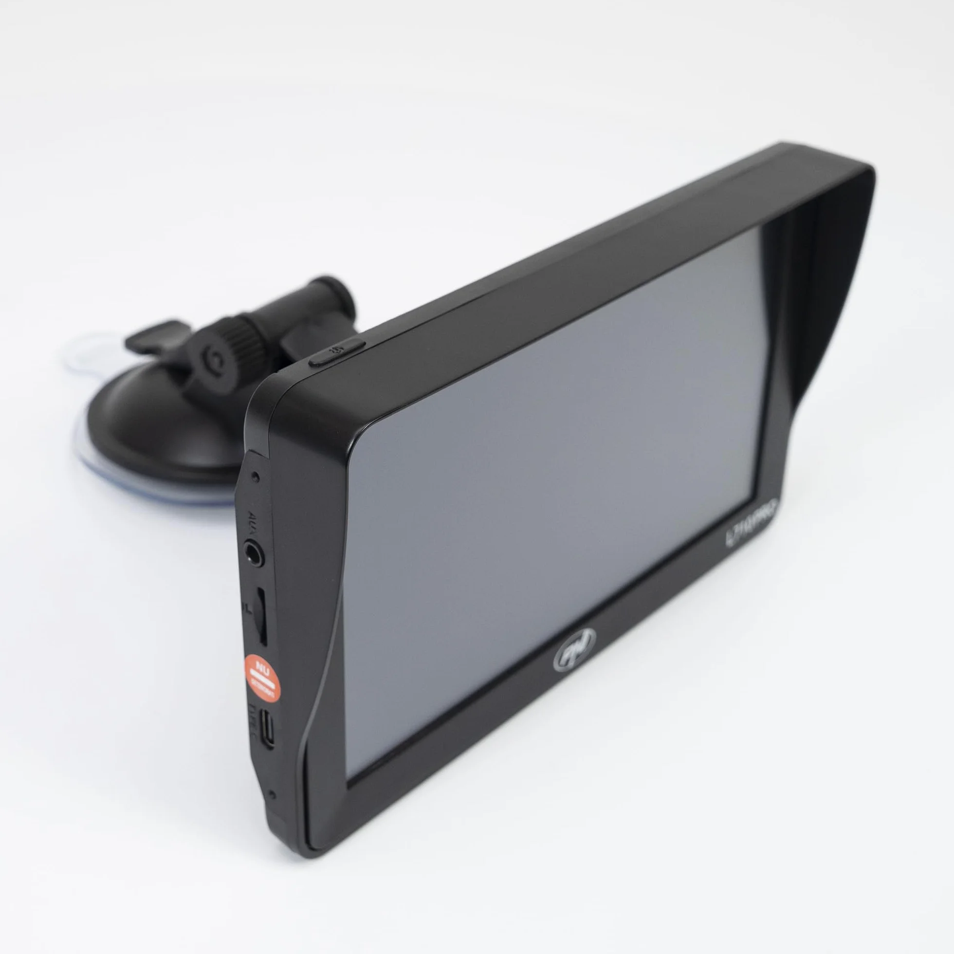 Sistema di navigazione GPS PNI L710 PRO con visiera parasole, 7 pollici, 800 MHz, 256 MB DDR, memoria interna da 16 GB, trasmettitore FM, con due caricatori per auto inclusi