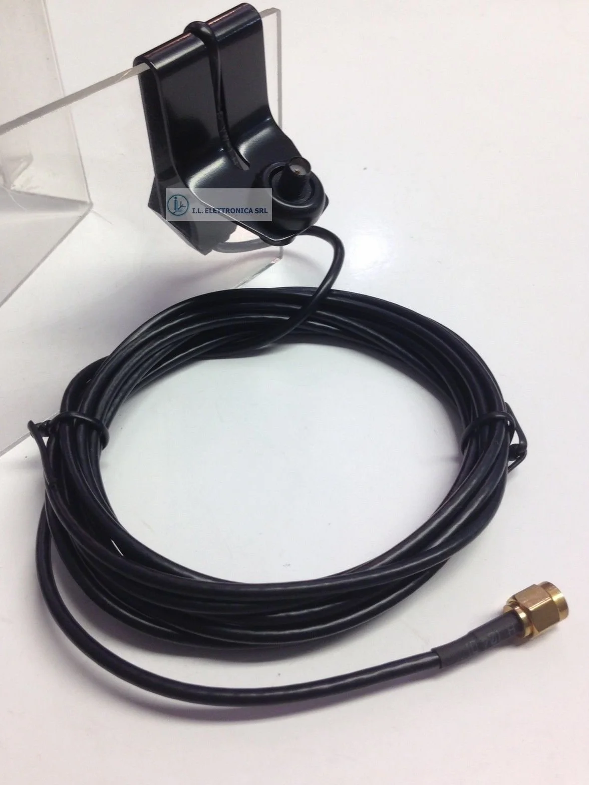 MB-WCMS SUPPORTO PER ANTENNA A FINESTRINO ATTACCO SMA RIF 874057
