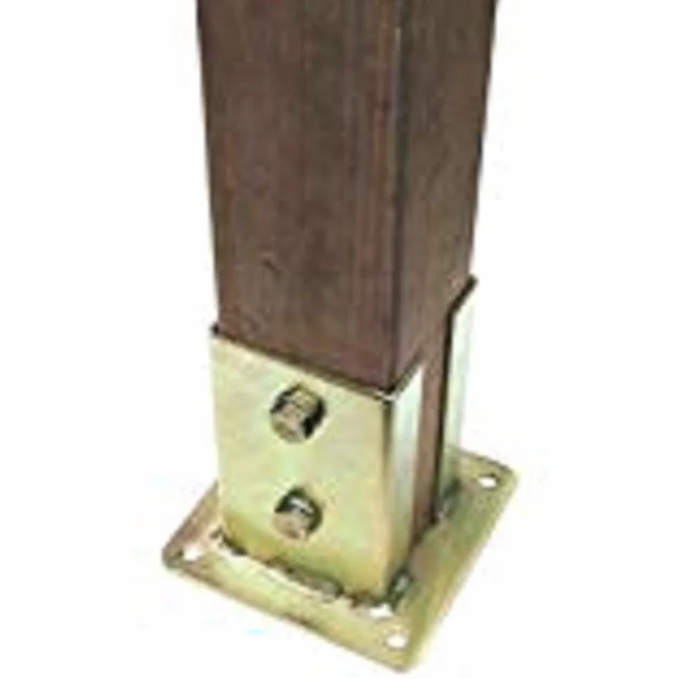 Supporto per Pilastri 120x160 con Piastra di Fissaggio e Profili Laterali a C