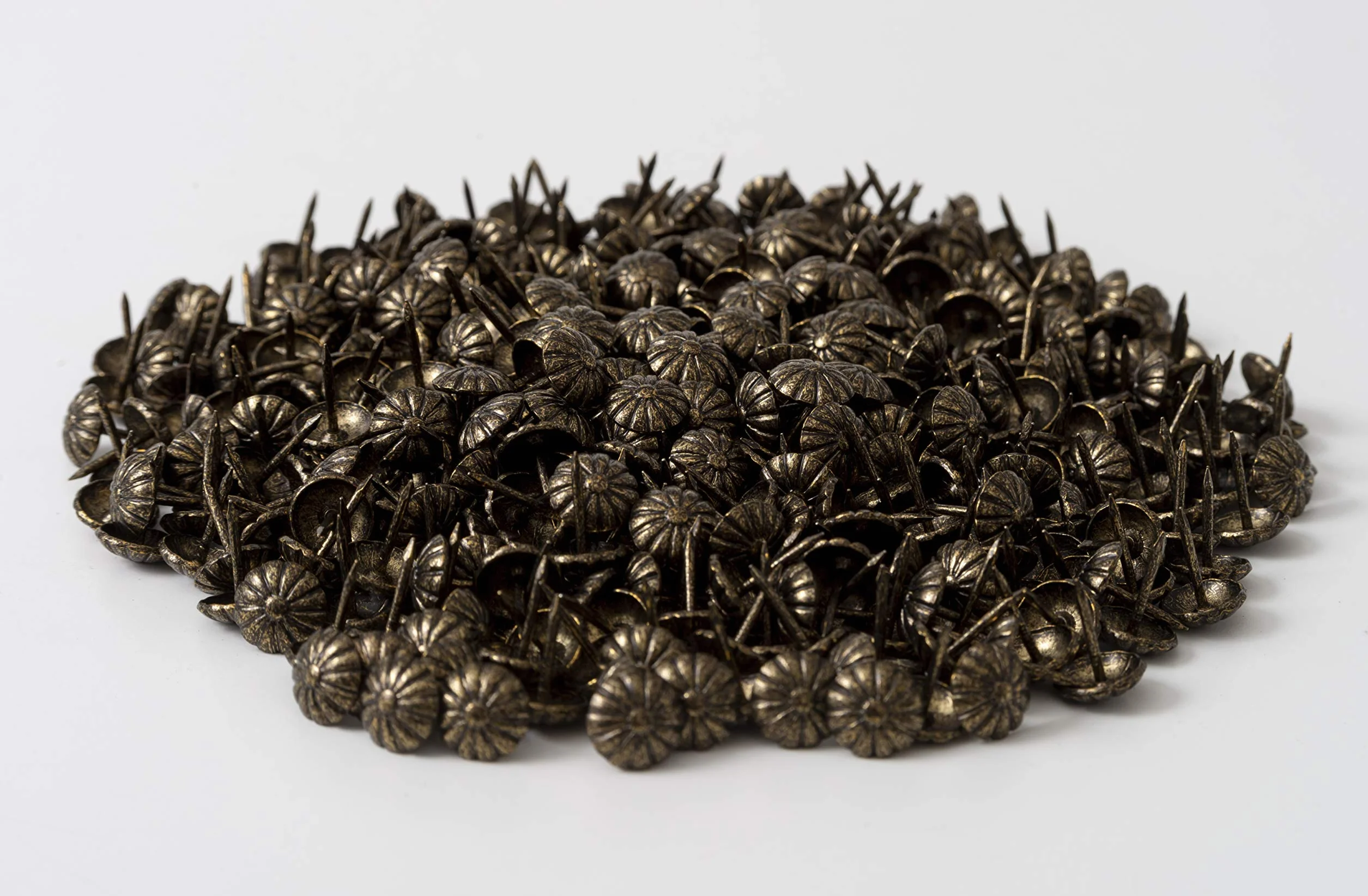 IPEA Chiodi da Tappezzeria Fiore 200 pezzi Borchie Decorative Oro Antico 11 x 12 mm Made in Italy