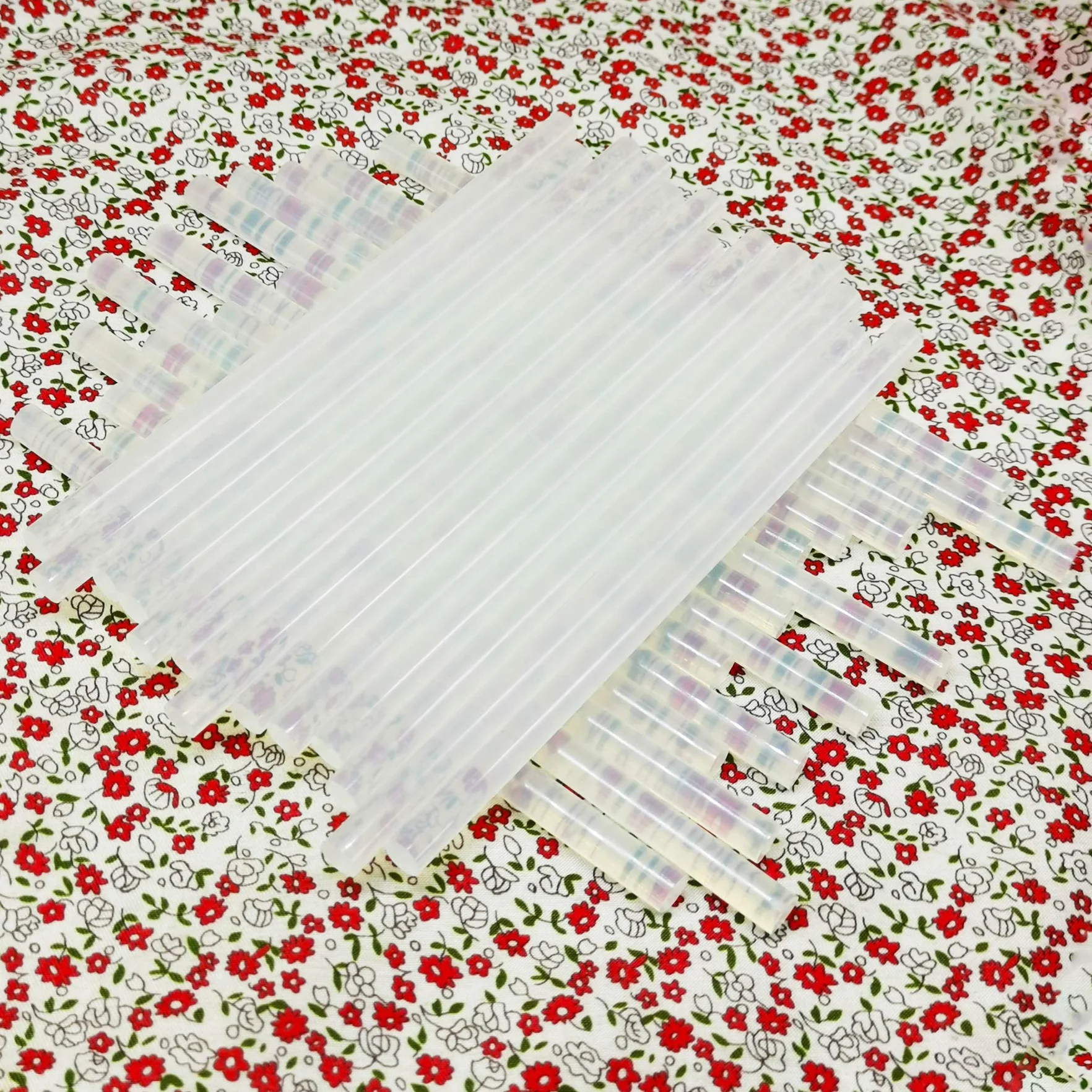 Bastoni di Colla a Caldo 7x100mm Trasparenti 50 Pezzi per Pistola 7mm