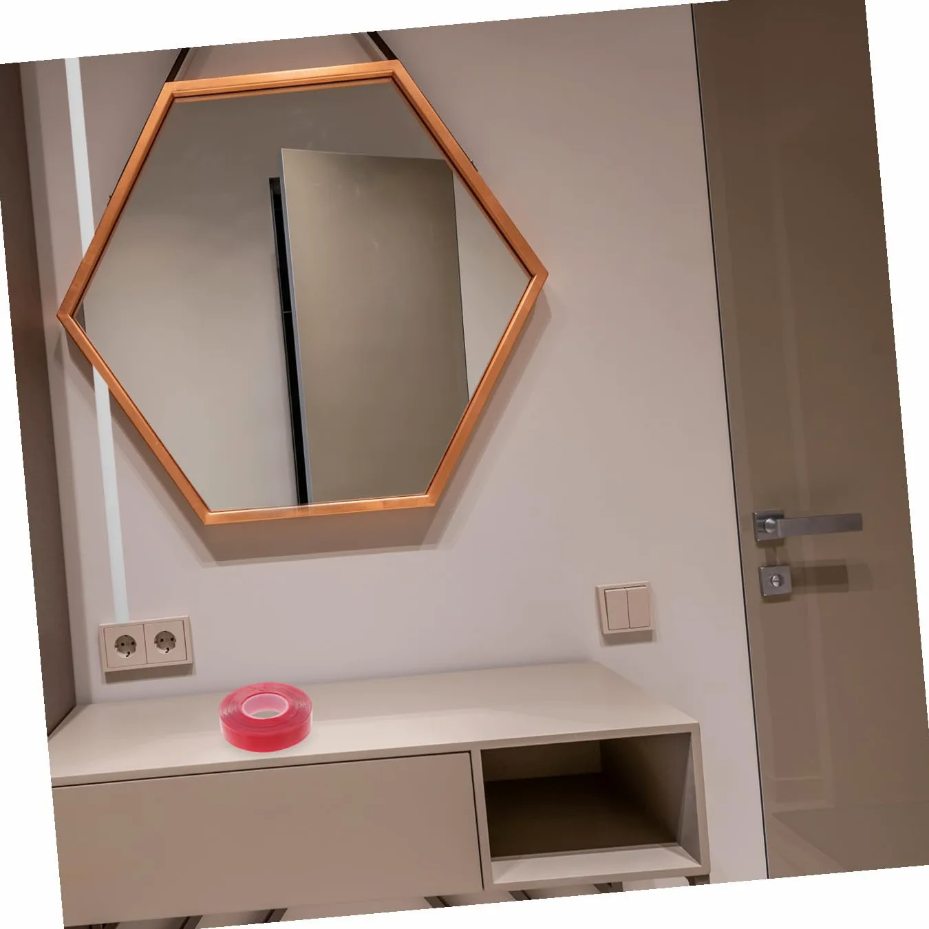 DOITOOL Canalina Passacavi Adesiva in Pvc Bianco, Facile da Installare, per Casa e Ufficio, Nasconde Cavi e Fili Elettrici