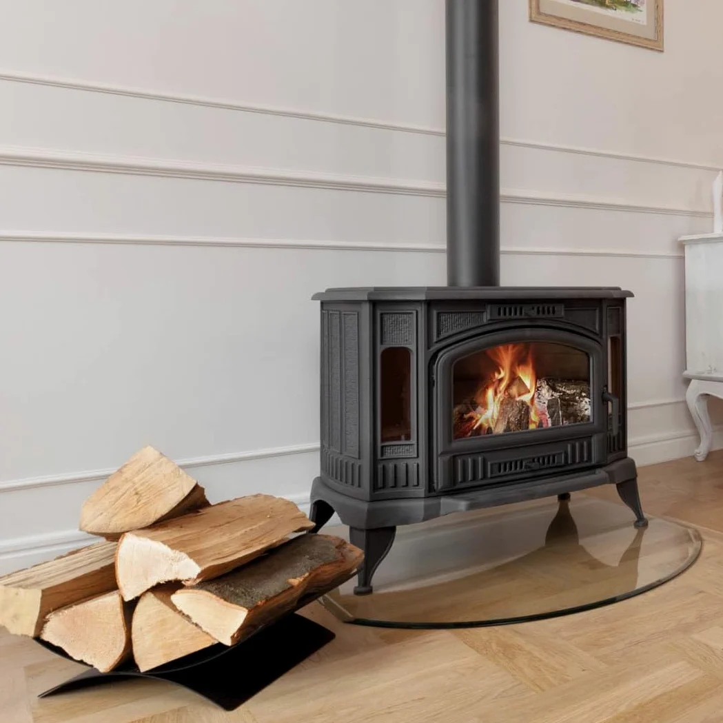 KRATKI Stufa a legna in ghisa KOZA K9 10 kW Ø150 A gamma 8,5-12,5 kW 8,5 | Ghisa nero, efficienza 75%, classe A. Ecodesign.; ECO-DESIGN classe energetica A; combustione efficiente; basse emissioni