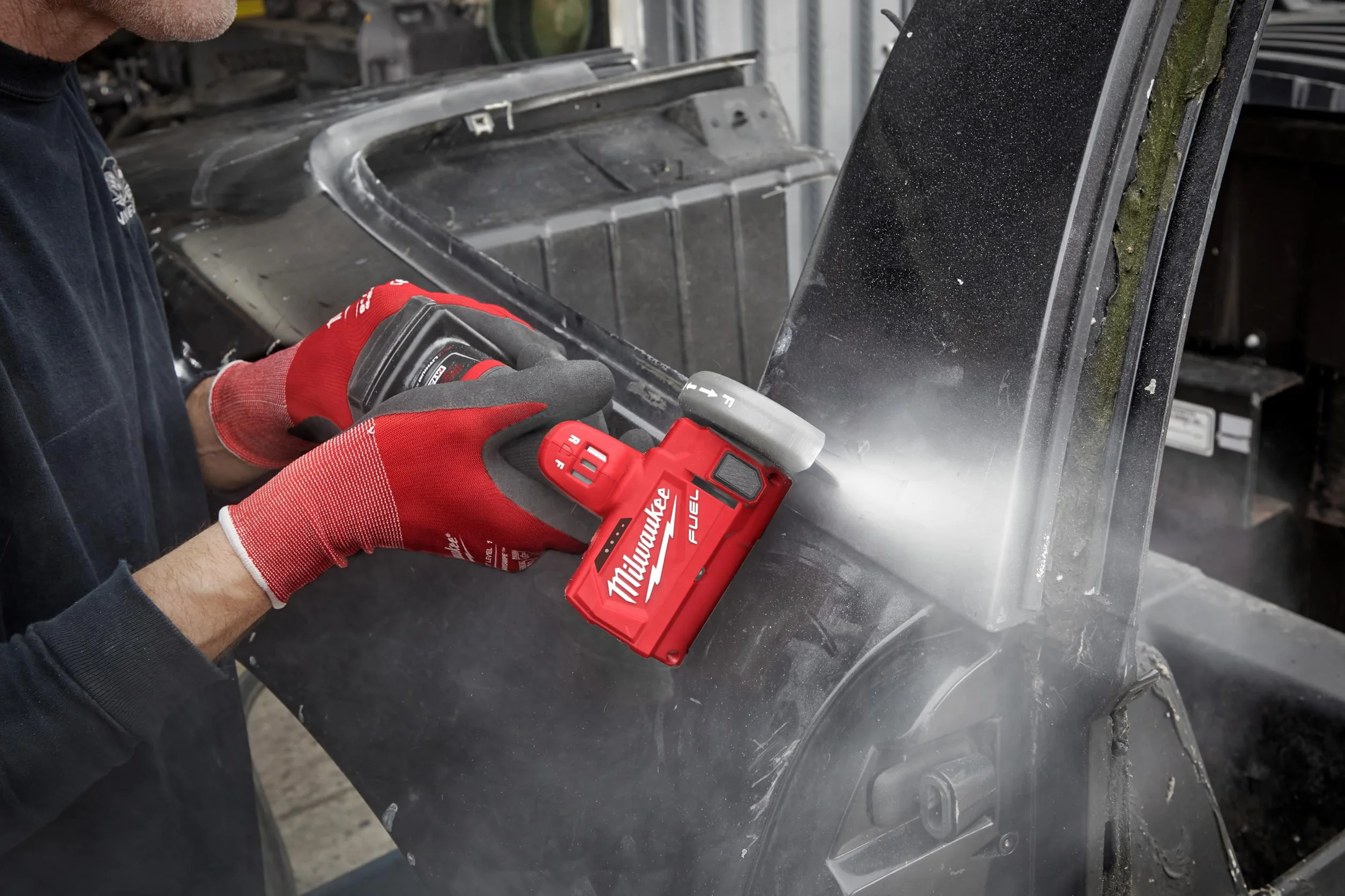 Milwaukee 2522-20 M12 Fuel 3 Inch Compact Cut Off Tool