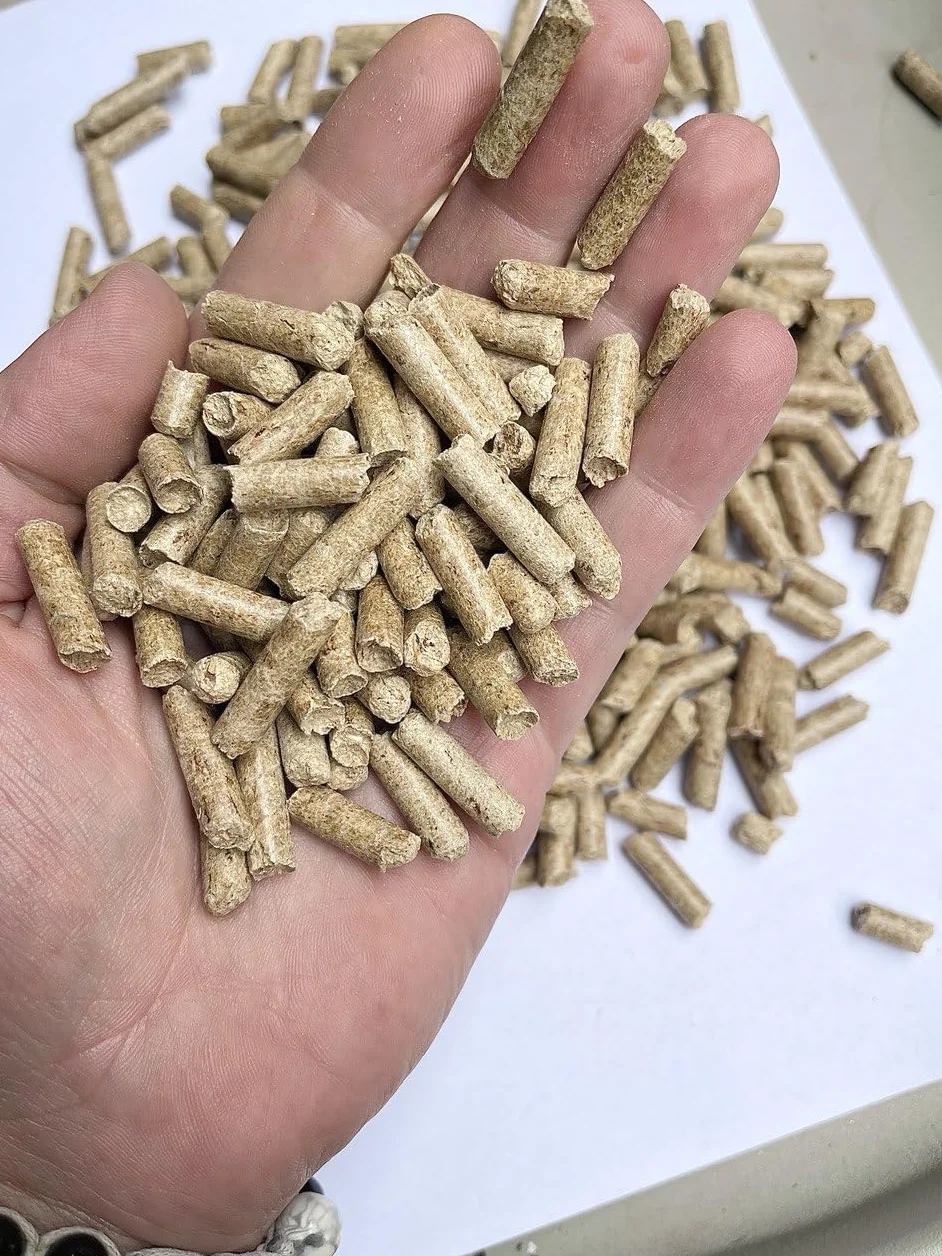 Pellet di Legno Classe A1 15 kg 6mm Alto Potere Calorifico