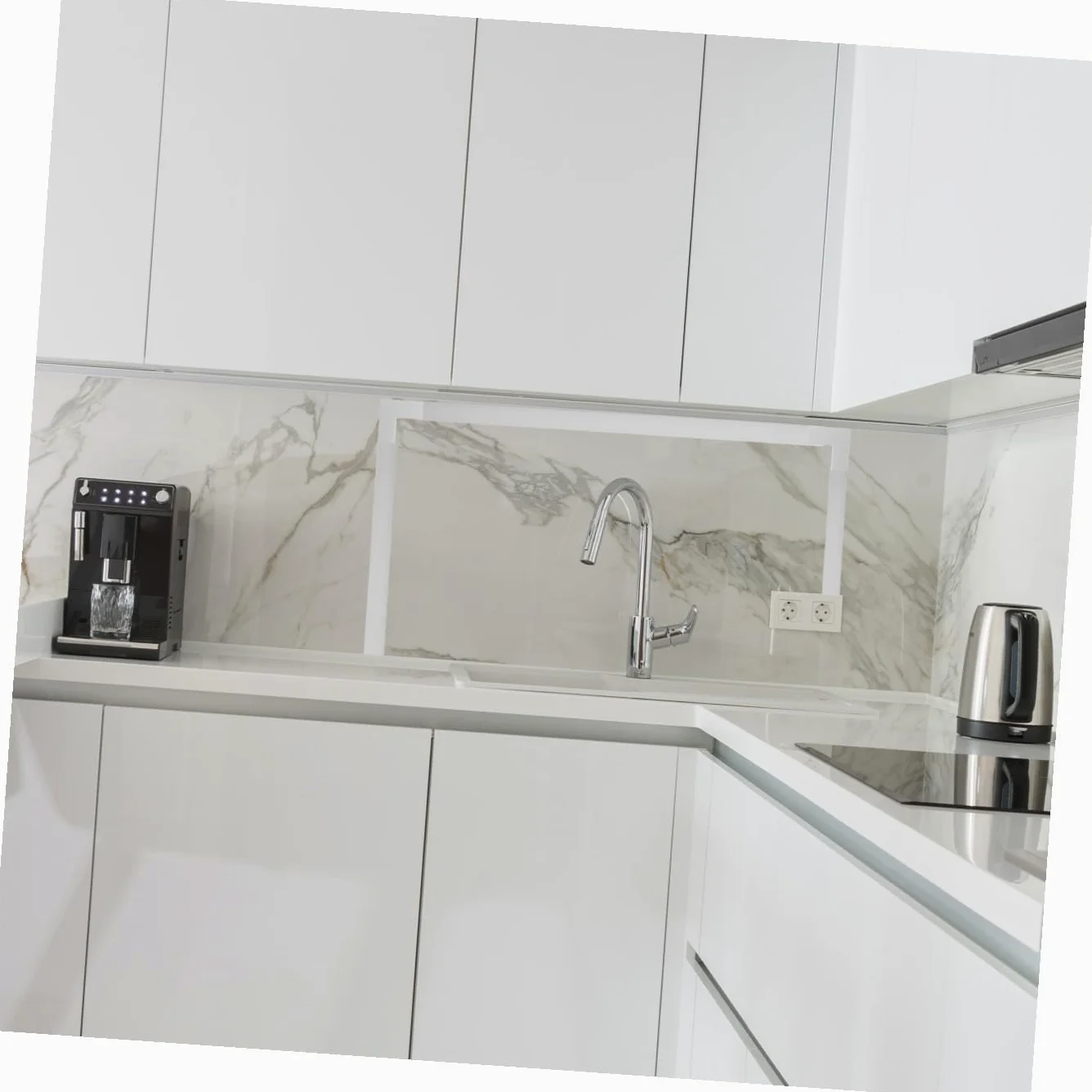 Mikikit Set Canalina Passacavi in Pvc Bianco 40mm Autoaderente Resistente al Fuoco per Ufficio e Casa per Nascondere e Organizzare Cavi Elettrici