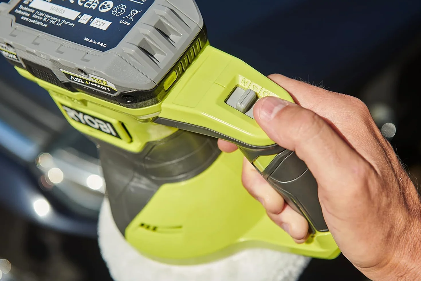 Ryobi RBP18150-0 Lucidatrice 150 mm 18V 2 Velocità Motore 4.600 orbite/min