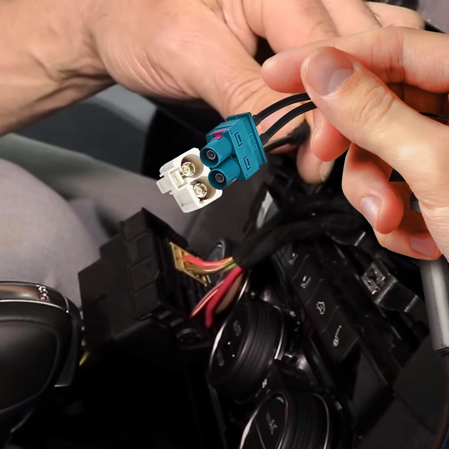 Bingfu Amplificatore Segnale Antenna Autoradio Auto, Adattatore da Doppio Maschio Fakra a Spina DIN per Volkswagen VW Golf Polo Audi BMW Unità Principale