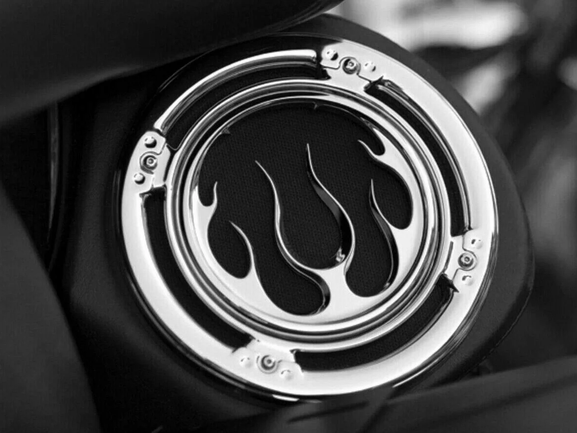 2 pezzi copertura e protezione altoparlanti fiamme altoparlanti griglie Accent Trim per Harley Touring Electra Glide Ultra Classic FLHTCU 2006-2013, cromato