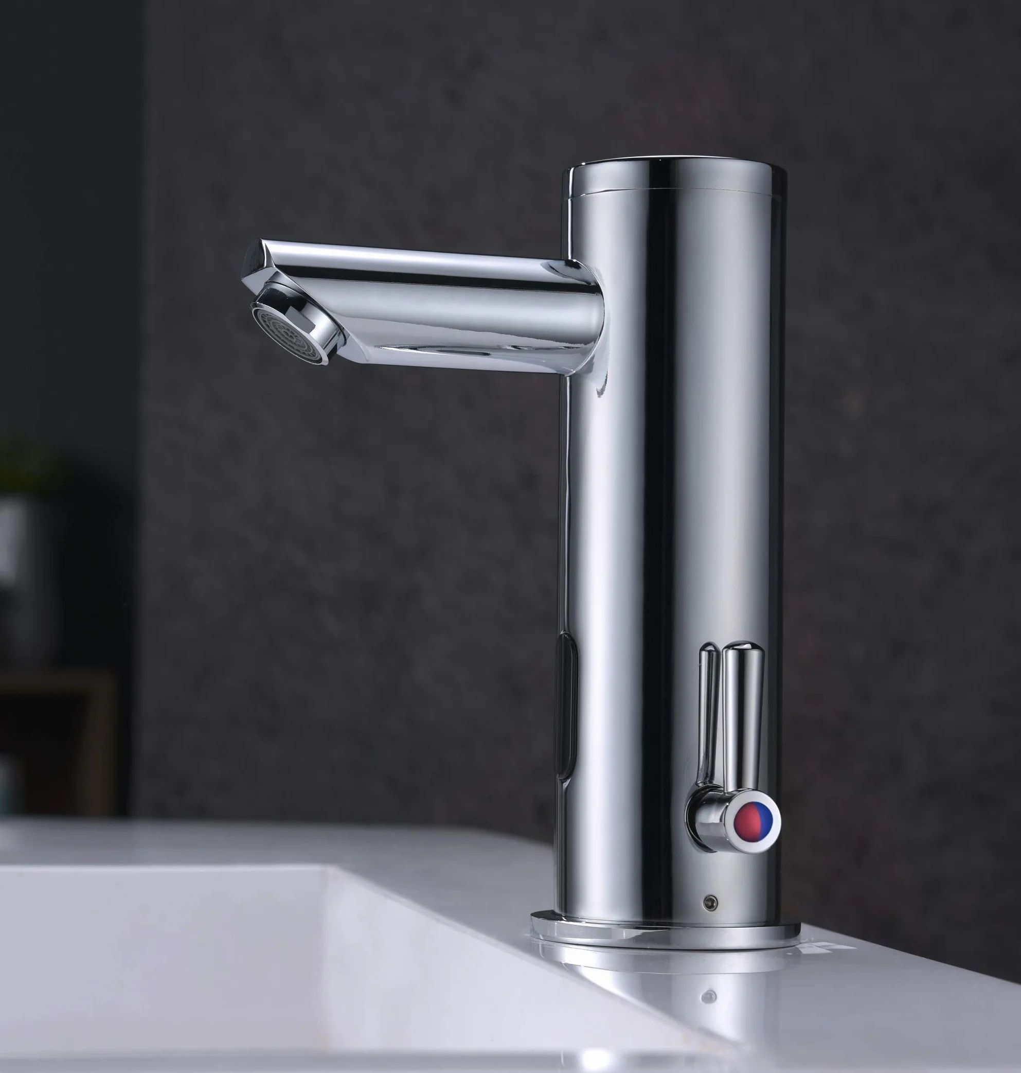 Rubinetto con Sensore Automatico Touchless per Bagno in Vero Ottone Caldo e Freddo