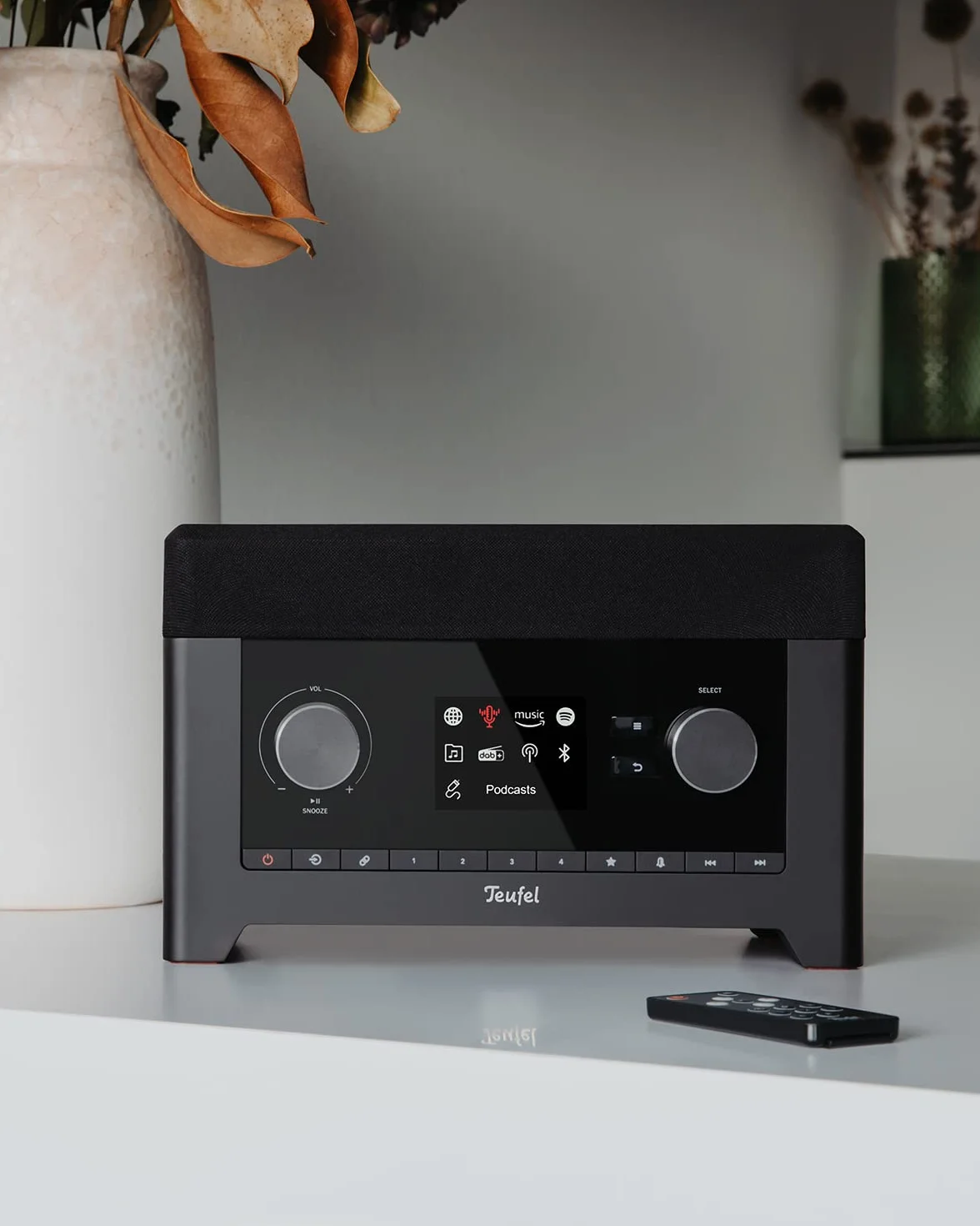 Teufel Radio 3Sixty, Radio Digitale Internet DAB+ FM con Telecomando, Ingresso AUX, Funzione Power Bank, Bianco