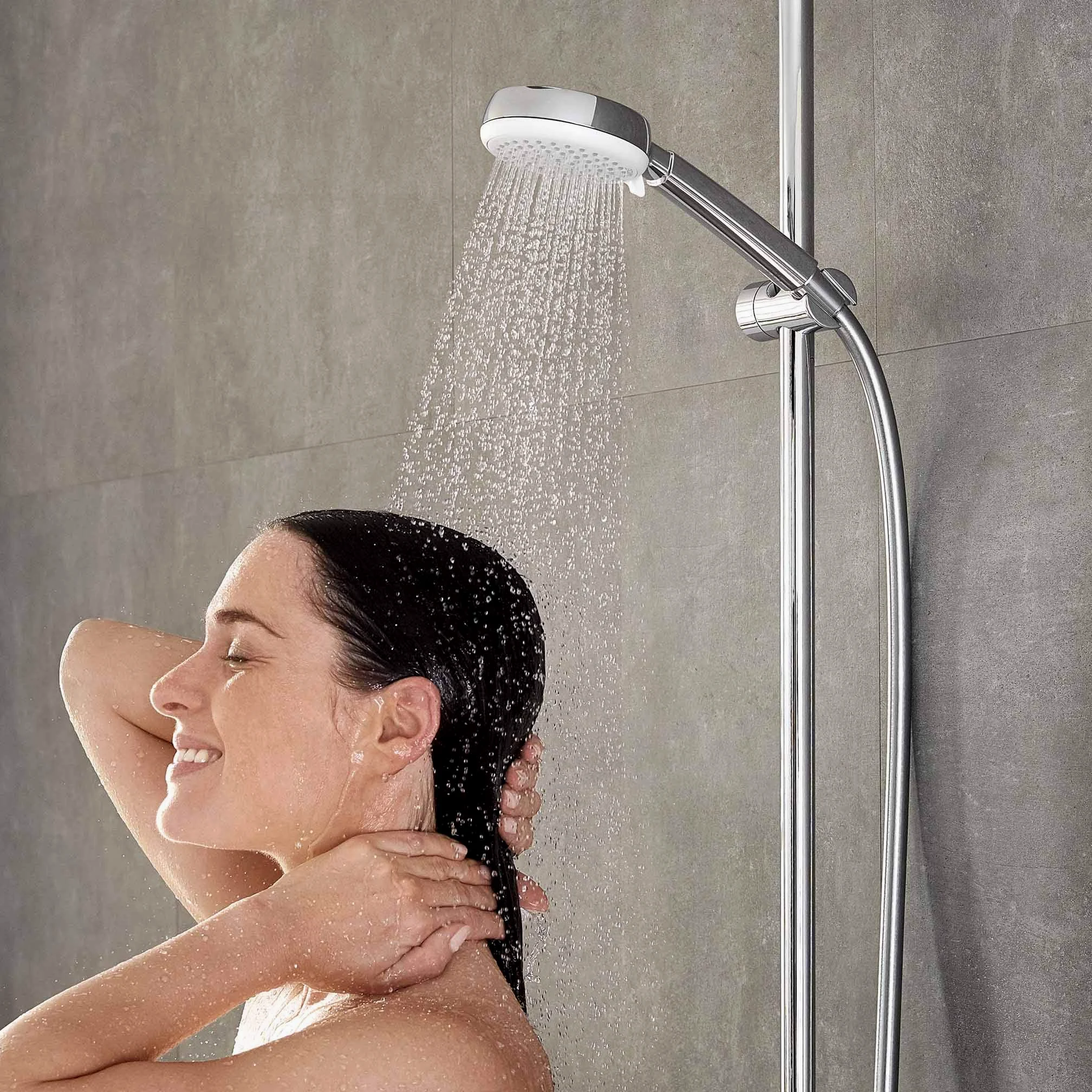 hansgrohe Crometta 100 - Doccetta per Doccia, Doccino con 4 Getti, Soffione Doccia Rotondo (⌀ 100 Mm) con Funzione Anticalcare, Bianco/Cromo
