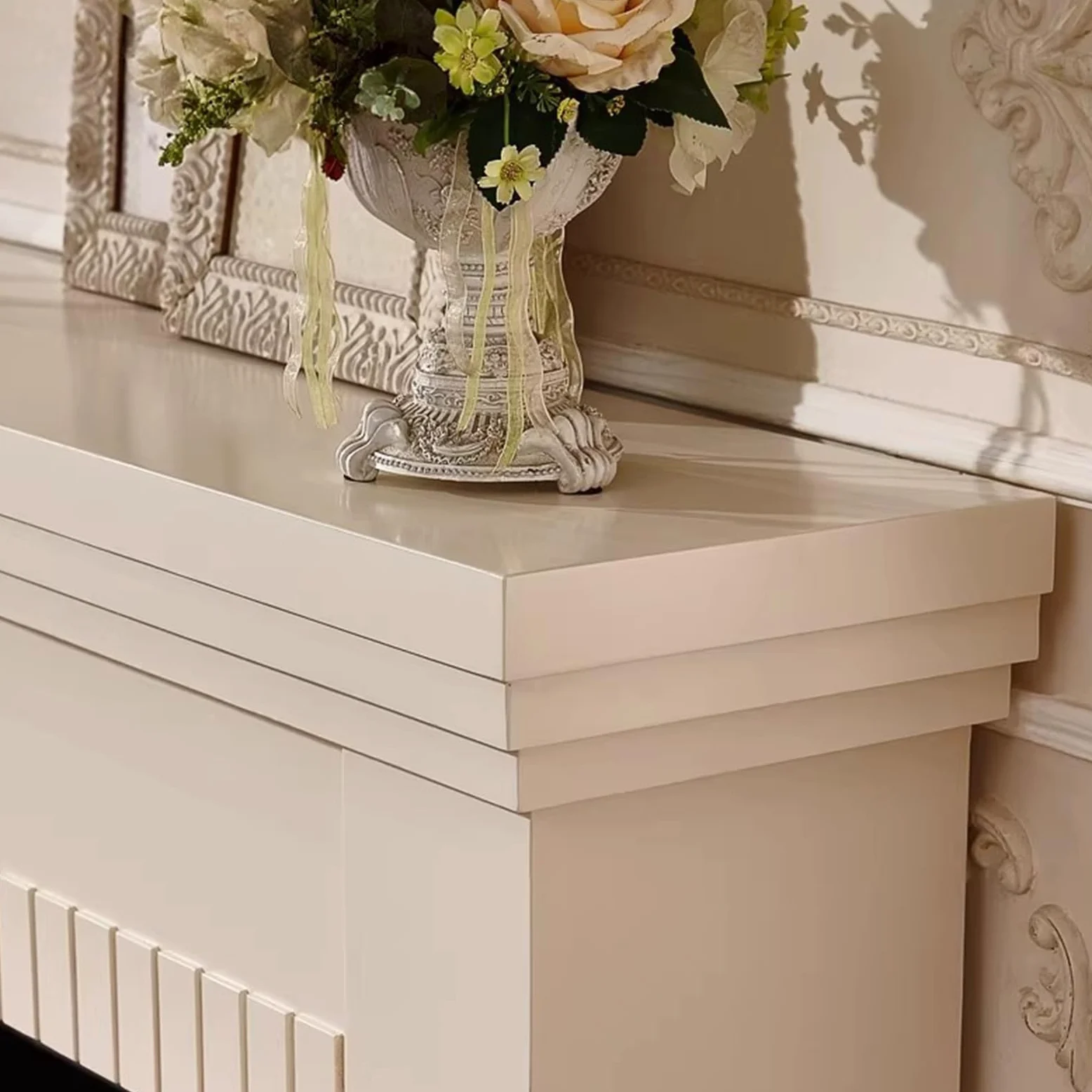 Cornice per caminetto Cornice for caminetto in rovere massello con mobiletto decorativo motivo a mattoni(Natural)