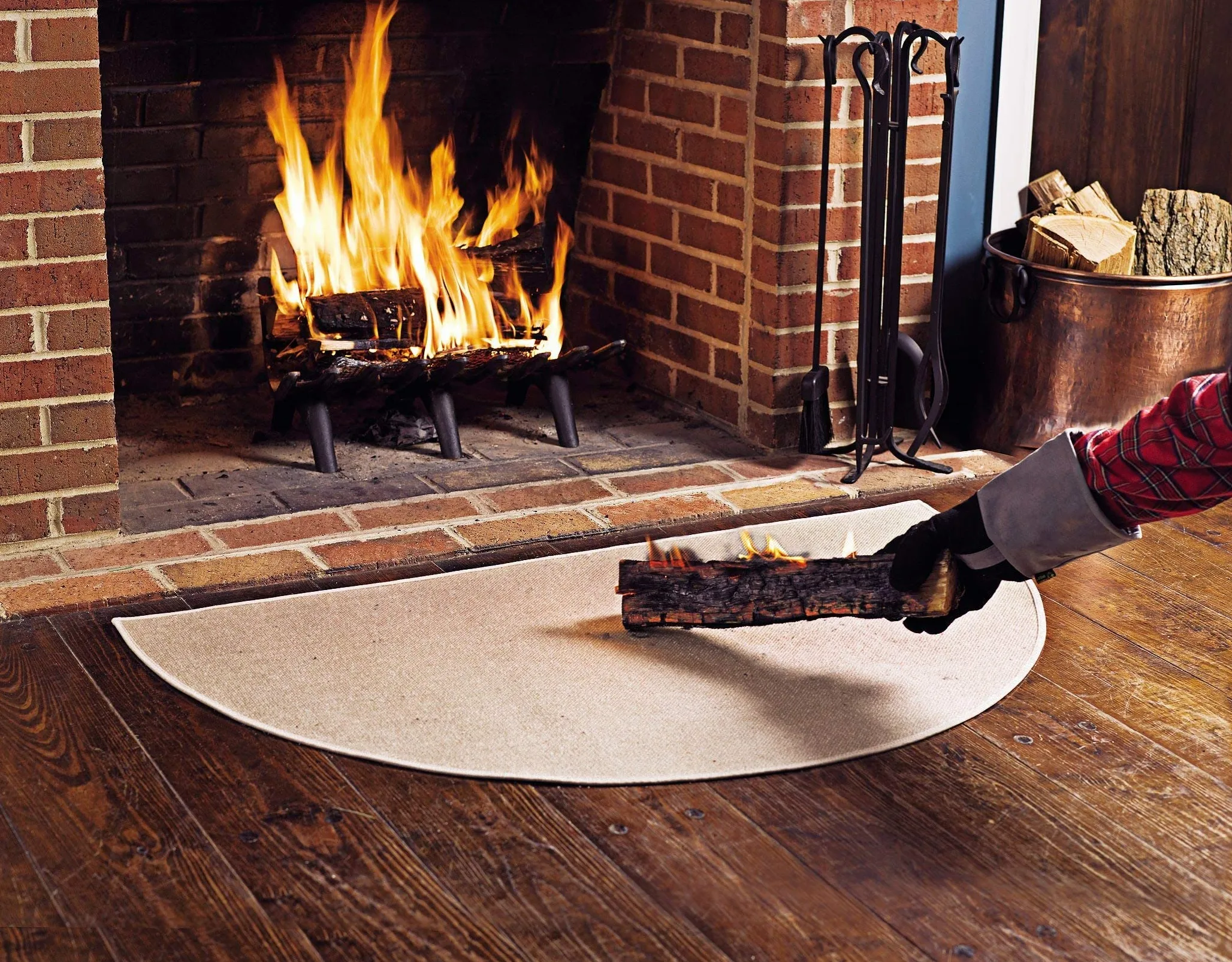 Plow & Hearth Tappeto semicircolare di area del camino del focolare della vetroresina resistente alla fiamma, 27" x 48"