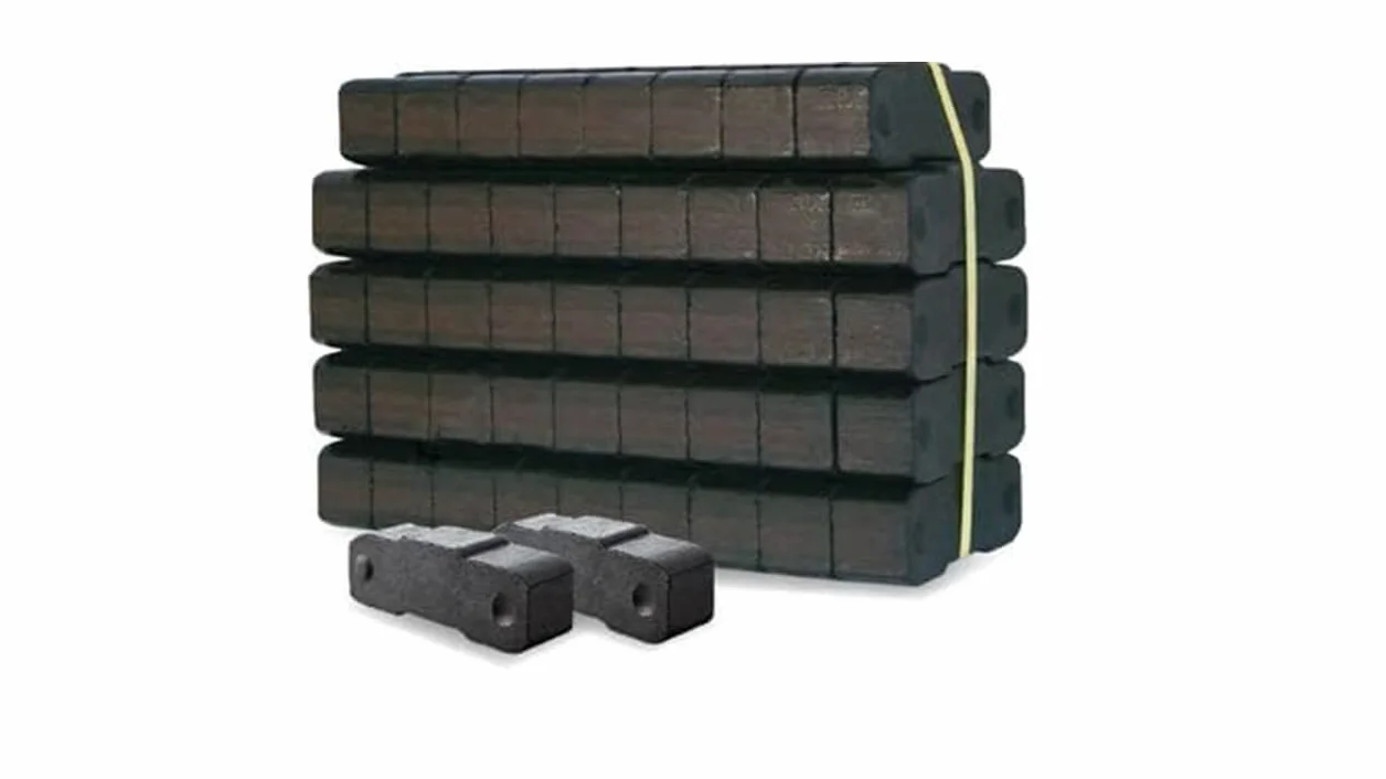 Bricchette di carbone per camino 25 kg Lausitzer Kienbacher