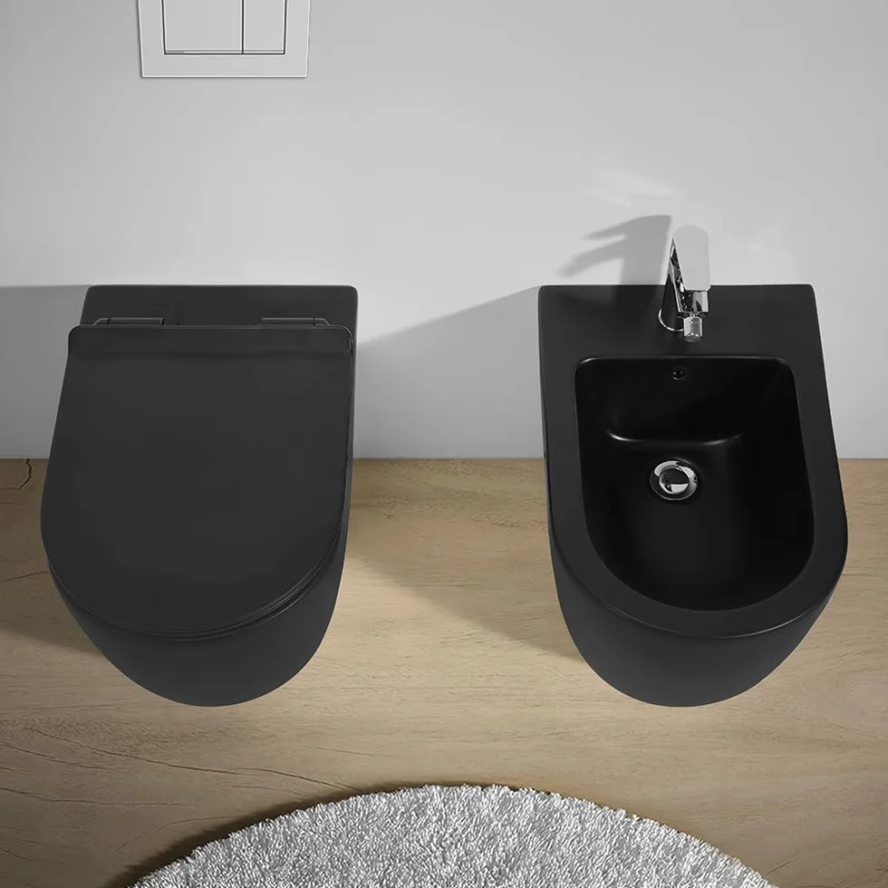 WC Filomuro Ceramica Nero Opaco Scarico Tornado Design Moderno