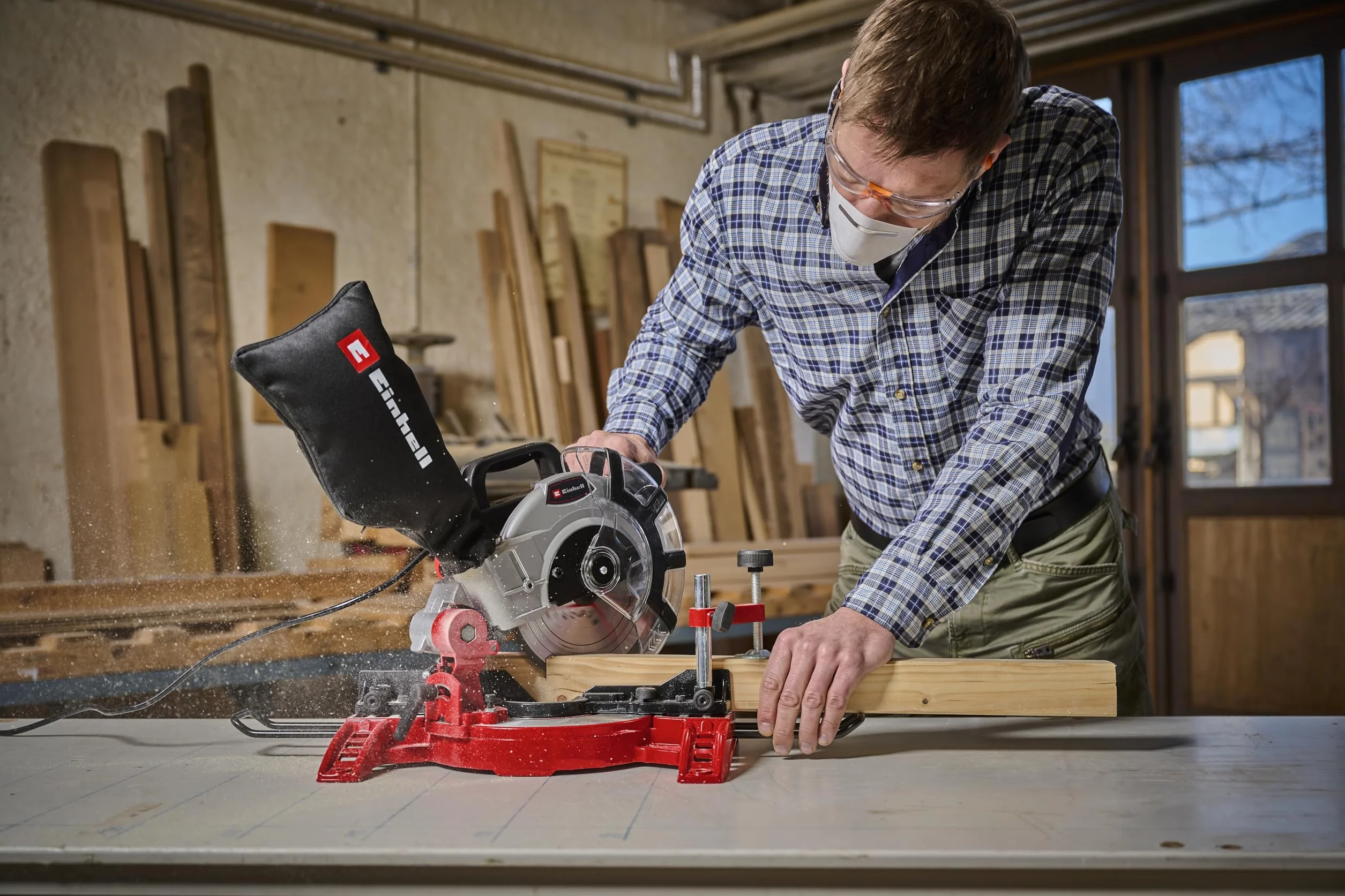Einhell Troncatrice TC-MS 2112