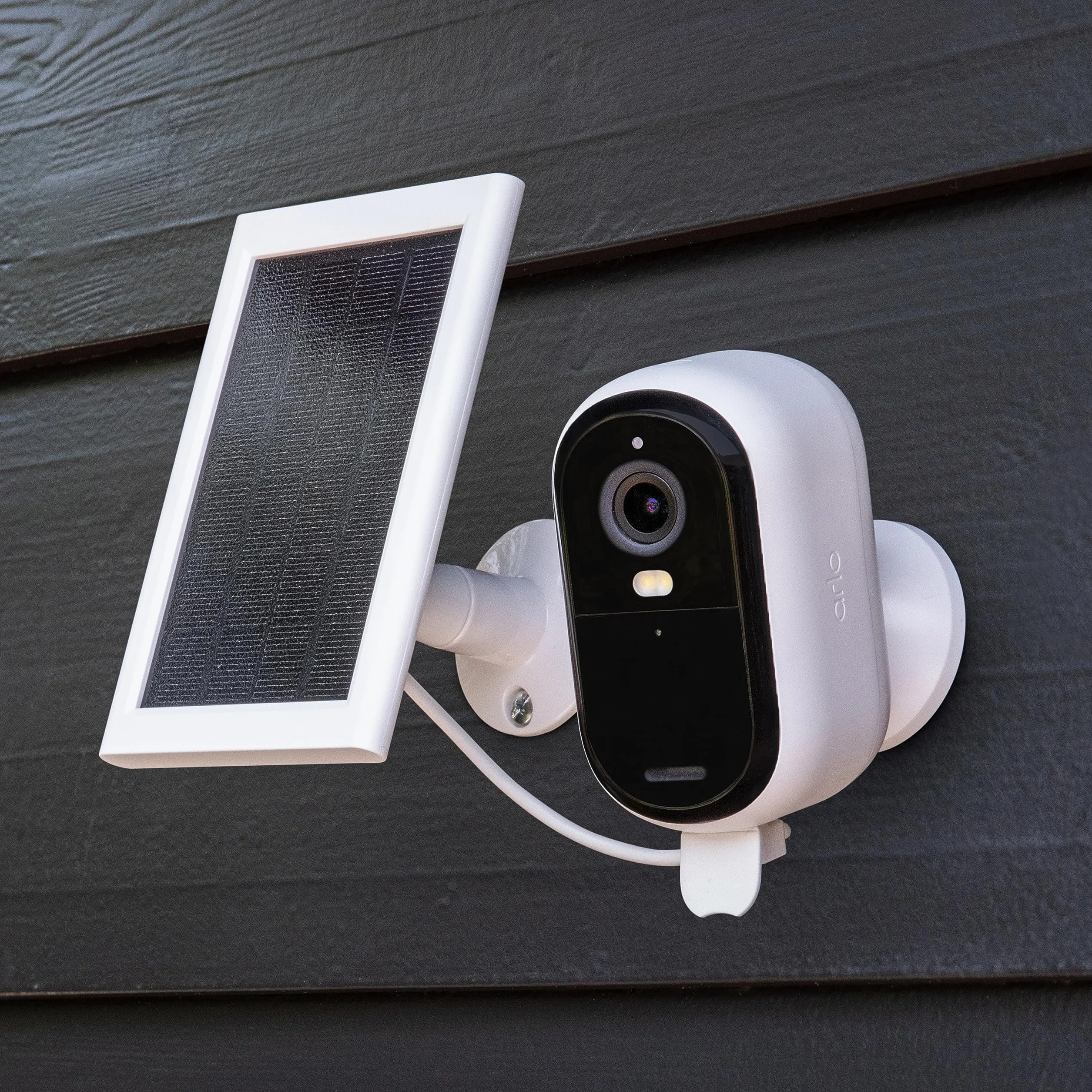 Arlo Essential 2 Pannello Solare Per Telecamera WiFi Esterno, Bianco, Compatibile Con Telecamera Arlo Essential HD +2K +XL, Pannello Solare Con Cavo Di Ricarica, Accessorio Certificato, VMA6600-10000S