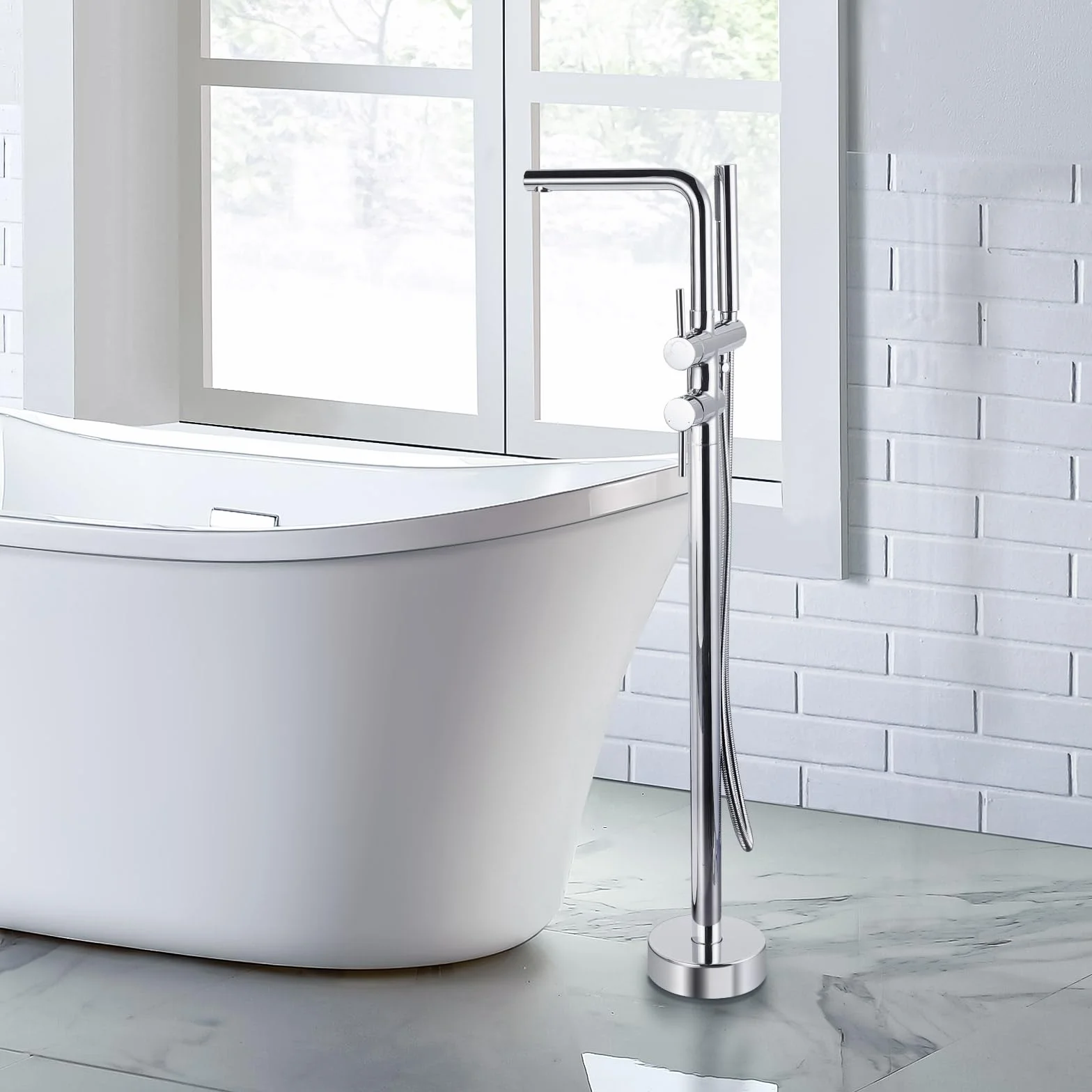 ARCORA Rubinetto Vasca a Pavimento con Doccetta, Miscelatore Vasca a Pavimento, Girevole 360°, Ottone Massiccio e Acciaio Inox, Cartuccia Ceramica, per Vasca Freestanding, Cromato