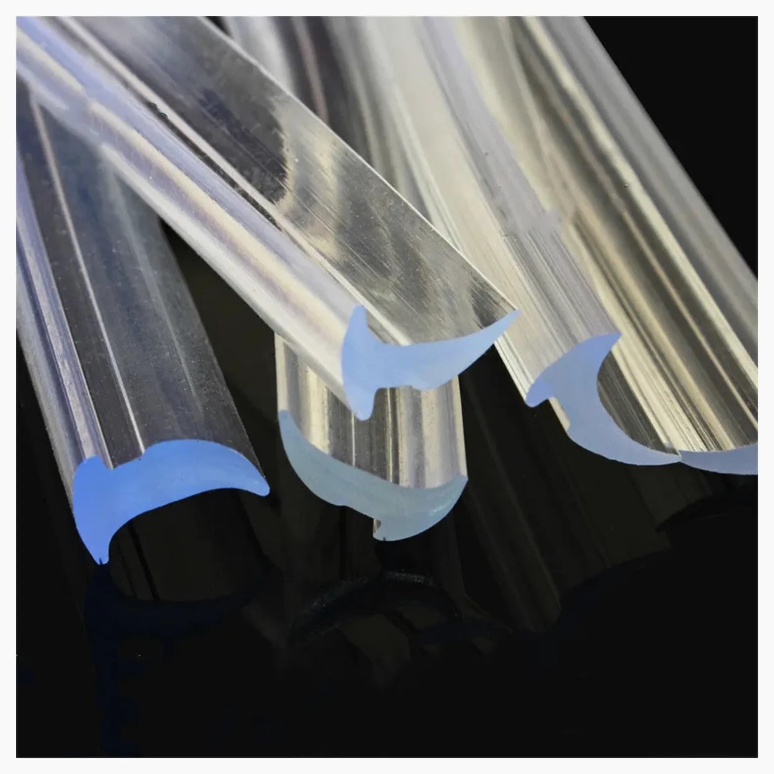 Guarnizione Doccia Sottoporta Sigillo fisso trasparente in PVC 5M | Striscia di tenuta for hardware domestico for isolamento acustico for porta del bagno(Transparent 4.5mm 5M)