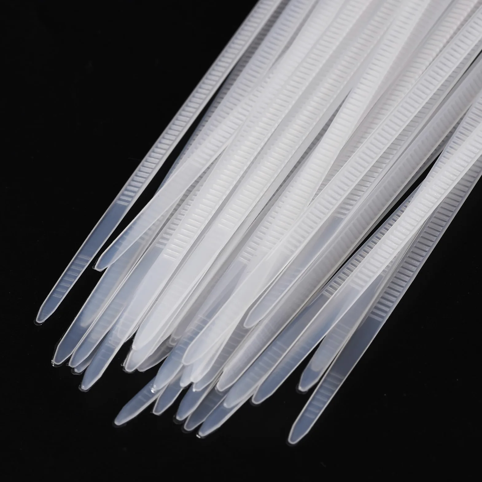 QUARKZMAN 250 Pezzi di Fascette Stringicavo in Nylon Extra Lunghezza da 500 Mm/20" e Resistenza di 49 Libbre 5mm per La Gestione Dei Cavi, Colore Bianco