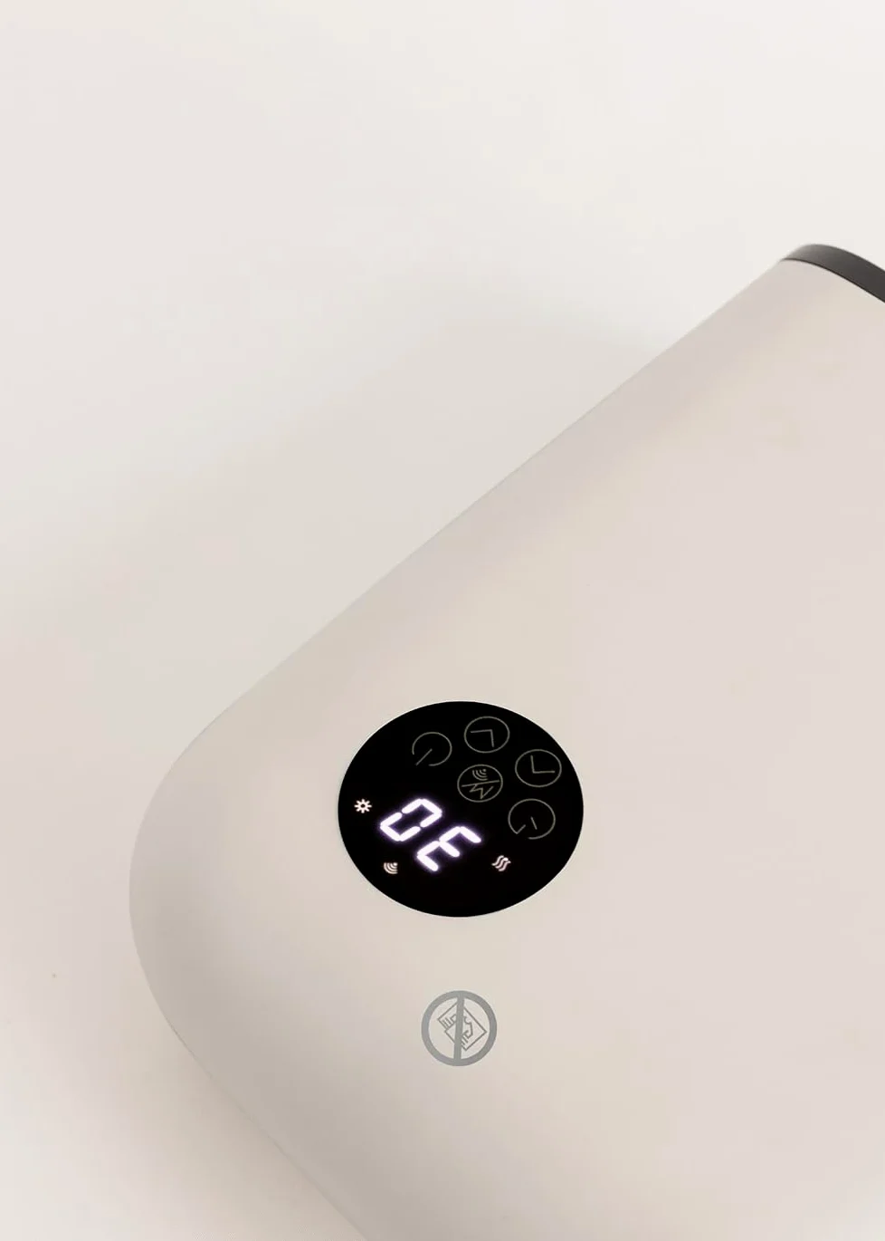 CREATE/WARM WALL/Riscaladore a parete o da pavimento con Wifi bianco sporco/Controllo tramite app, ambienti fino a 20m², rilevamento finestre aperte, antiribaltamento, 3 modalità,LCD, 2000W