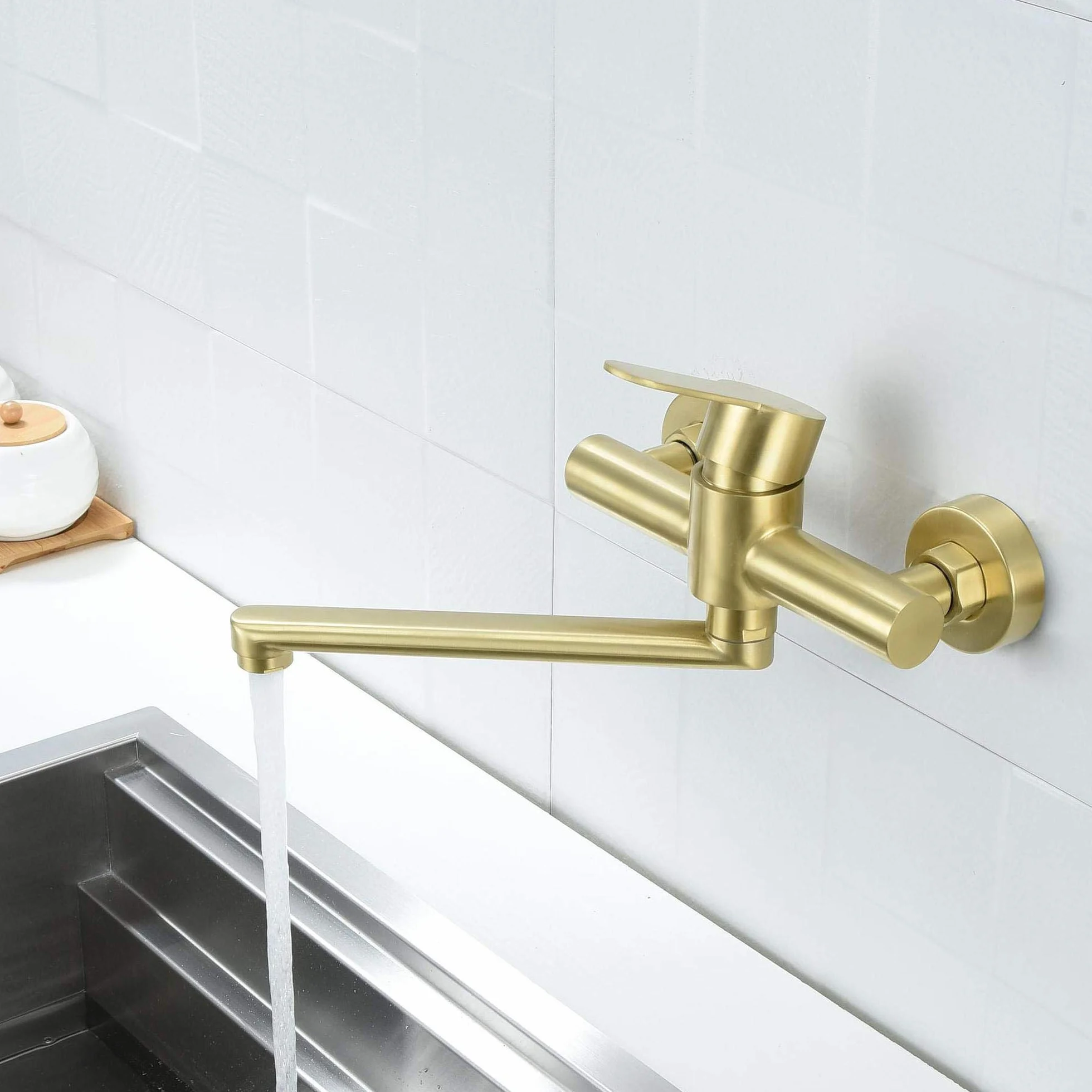 HomeLava Rubinetto oro spazzolato, Rubinetto cucina a muro, Miscelatore monocomando girevole a 360°， Acciaio inossidabile 304, Tubo rotante 23cm
