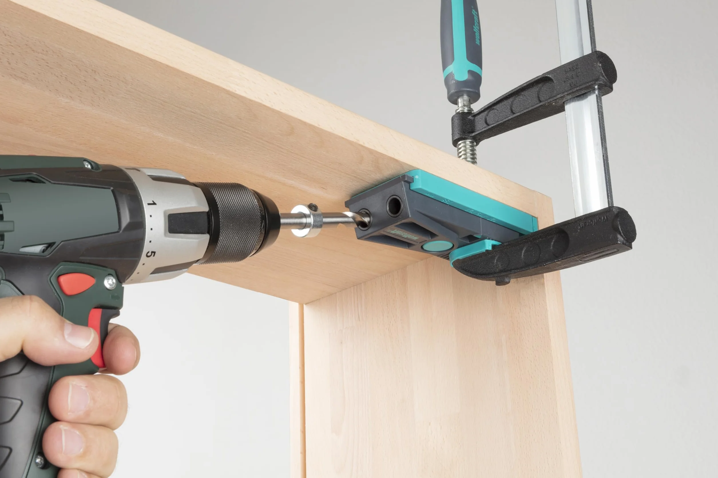 Wolfcraft Dima per Giunzioni Nascoste in Legno, Set per Fori a Tasca con Punta a Gradini, Arresto di Profondità, Viti e Coprifori, in Valigetta - Giunzioni Invisibili