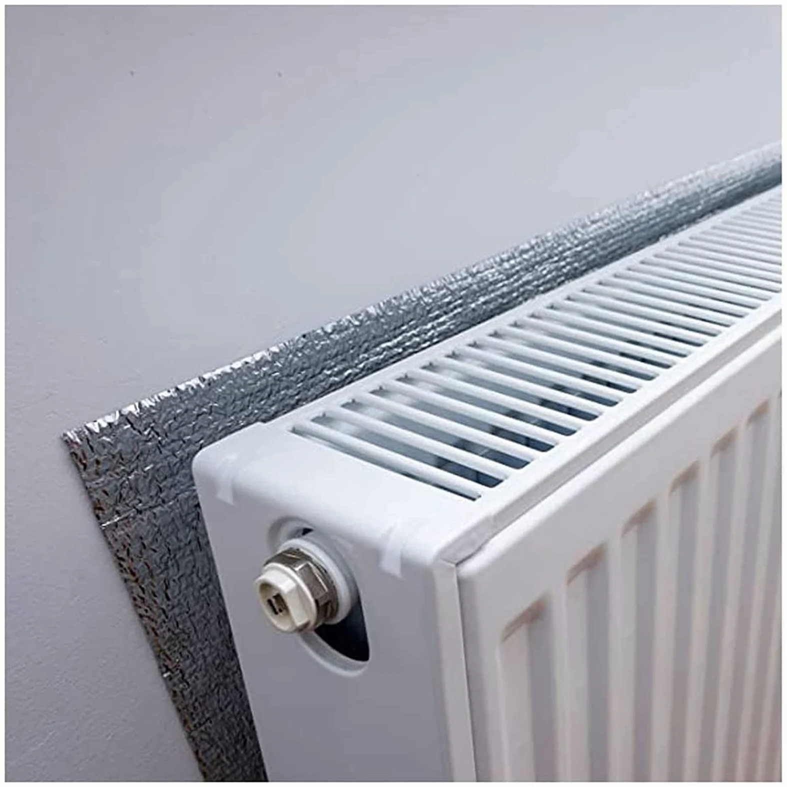 Isolante Termico Riflettente Foglio isolante termoriflettente per termosifoni Foglio isolante termoriflettente per termosifoni Foglio isolante termoriflettente per termosifoni Foglio isolante a rispa