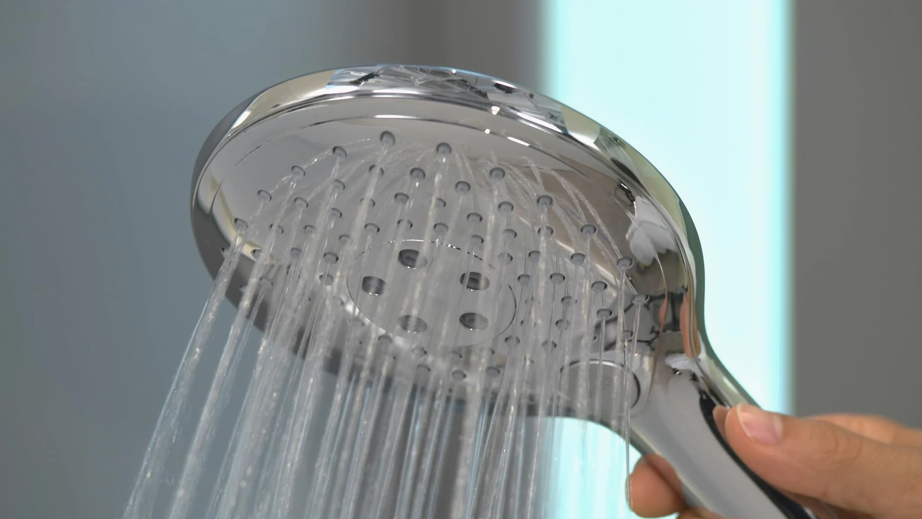 hansgrohe Raindance Select S - Doccetta per doccia, Doccino con 3 getti, Soffione doccia rotondo (⌀ 150 mm) con funzione anticalcare, cromo, 28587000