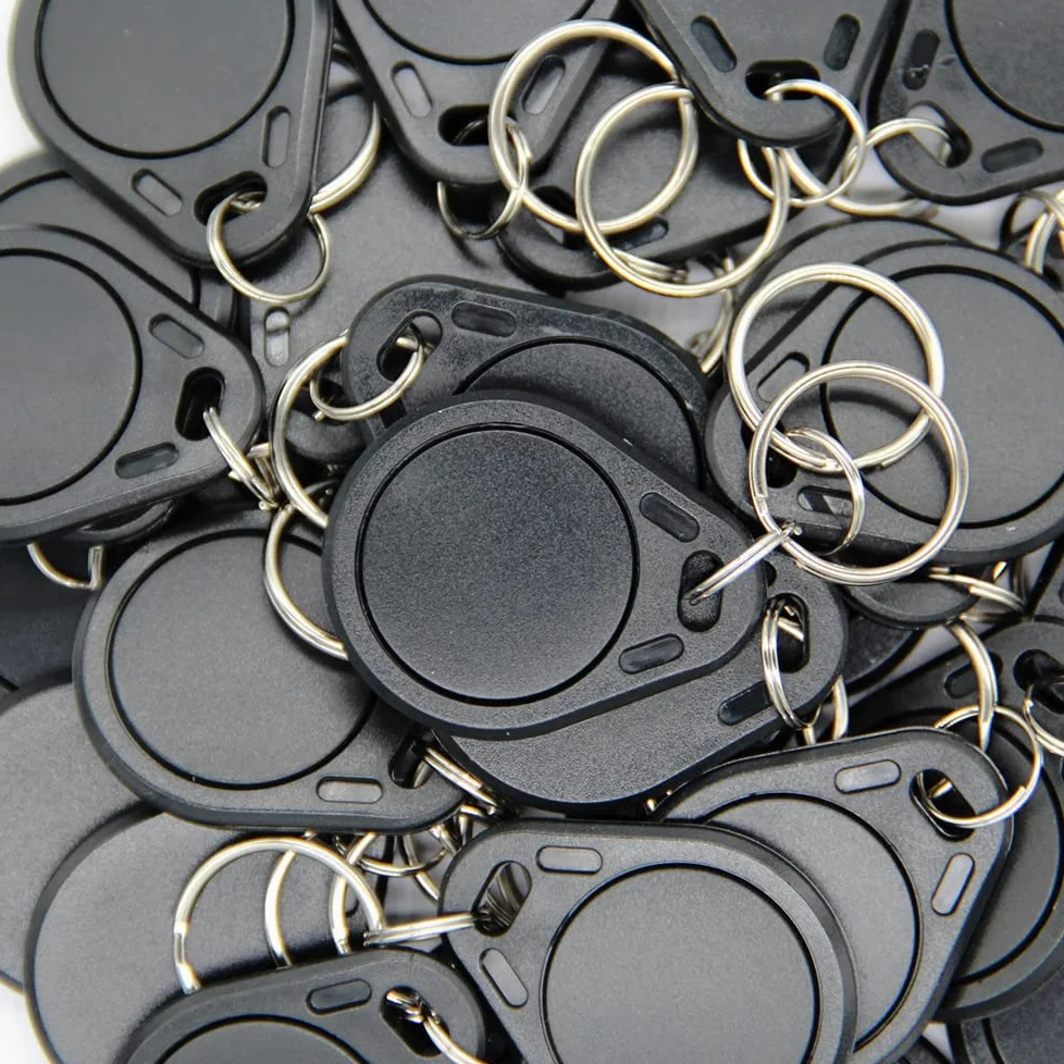 Portachiavi RFID 13,56 MHz F08 Token Key Tag UID sola lettura per sistema di controllo accessi – nero (confezione da 50)