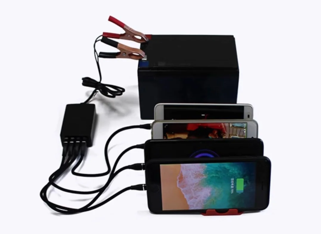 Convertitore DC con clip della batteria 12V 24V a 5V 8A USB adattatore di alimentazione Buck regolatore caricatore, 4 porte Identificare automaticamente la carica dello shunt