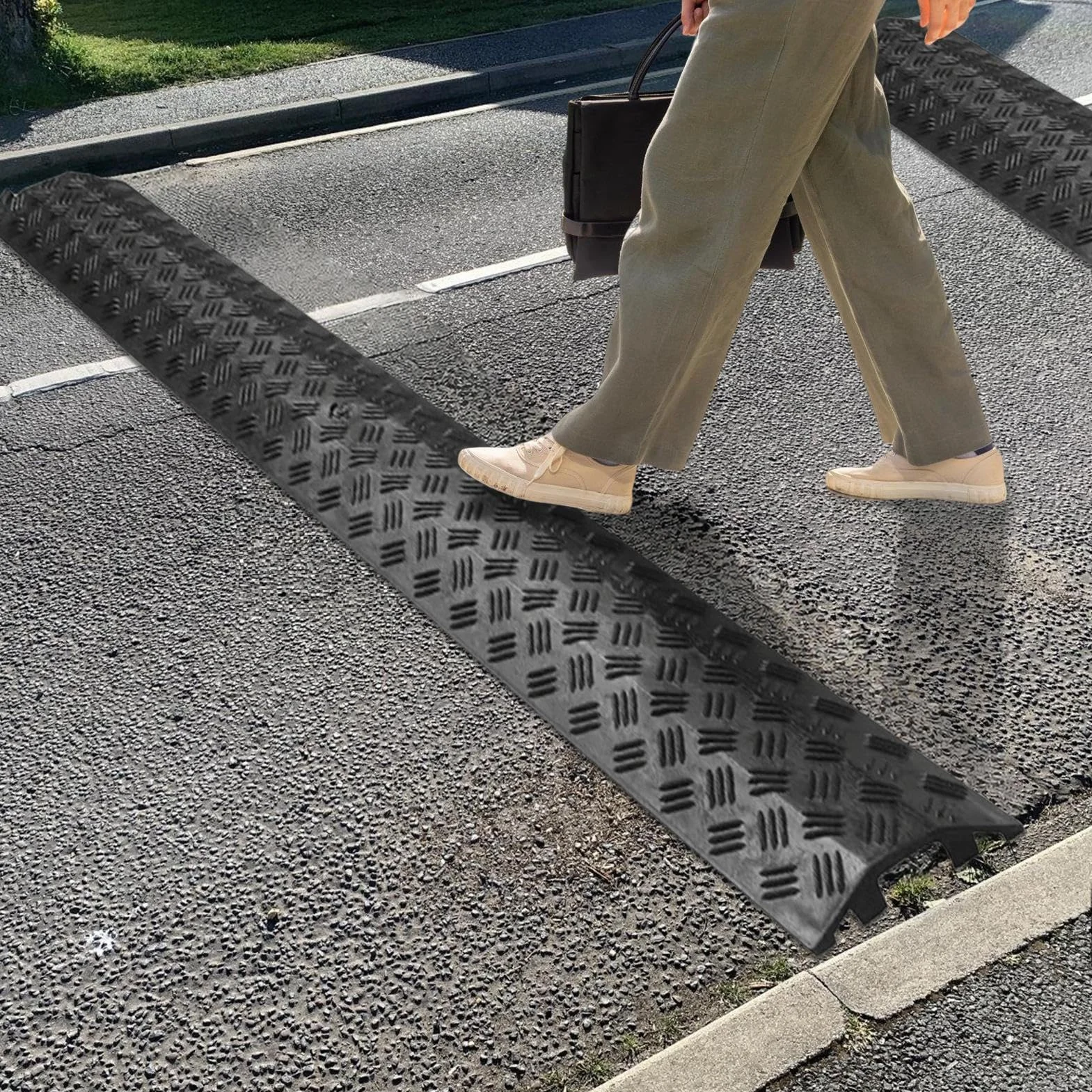 Rampa protettiva per cavi copertura pavimento resistente protezione esterni prolunga elettrica
