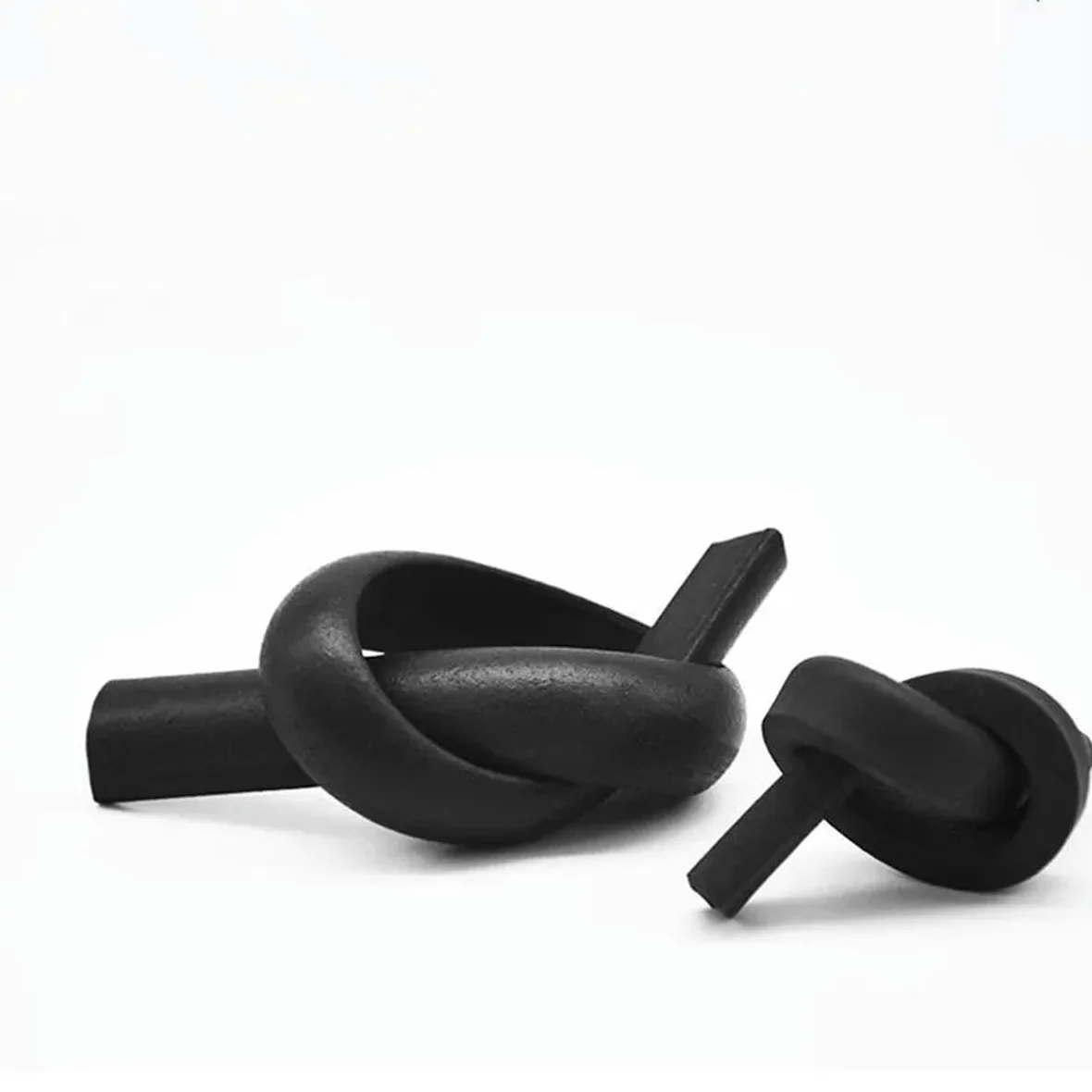 Striscia di Guarnizione in Spugna di Schiuma di Gomma Mezza Rotonda D Barra Isolante per Auto Guarnizione per Porta 3 Metri / 4 mm / 5 mm / 6 mm di Spessore Nero-10x5 mm-Senza Adesivo-3 Metri